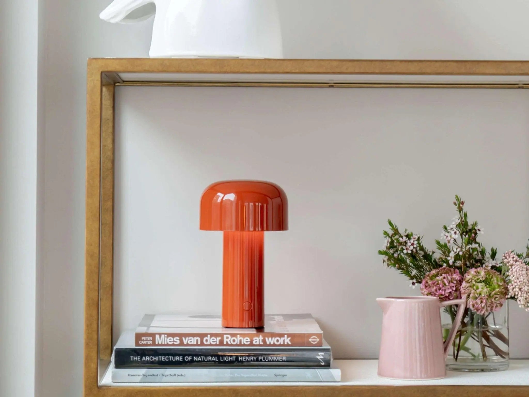 Lampa stołowa BELLHOP ceglasty – styl nowoczesny