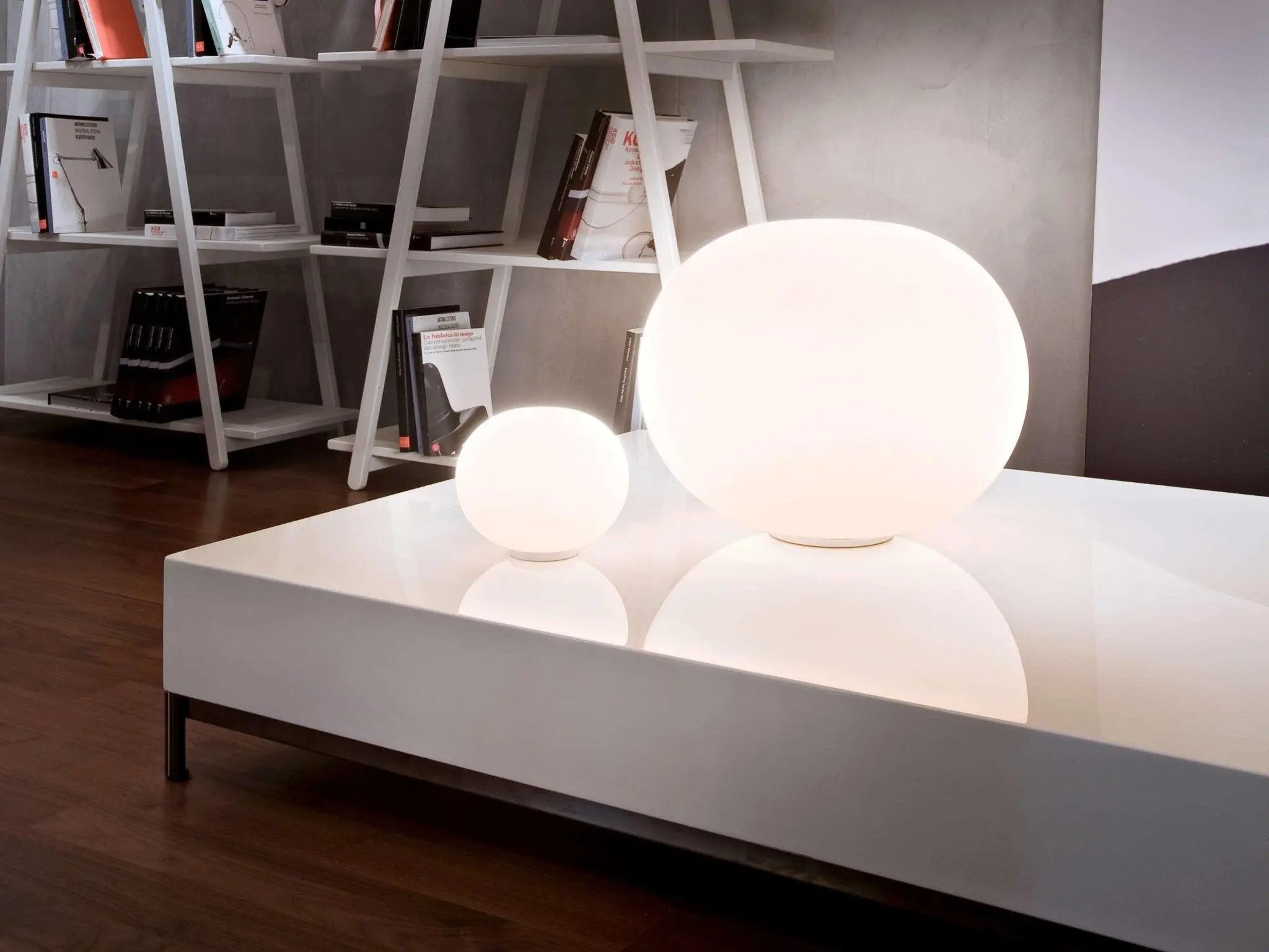 Lampa stołowa GLO-BALL biały – szkło