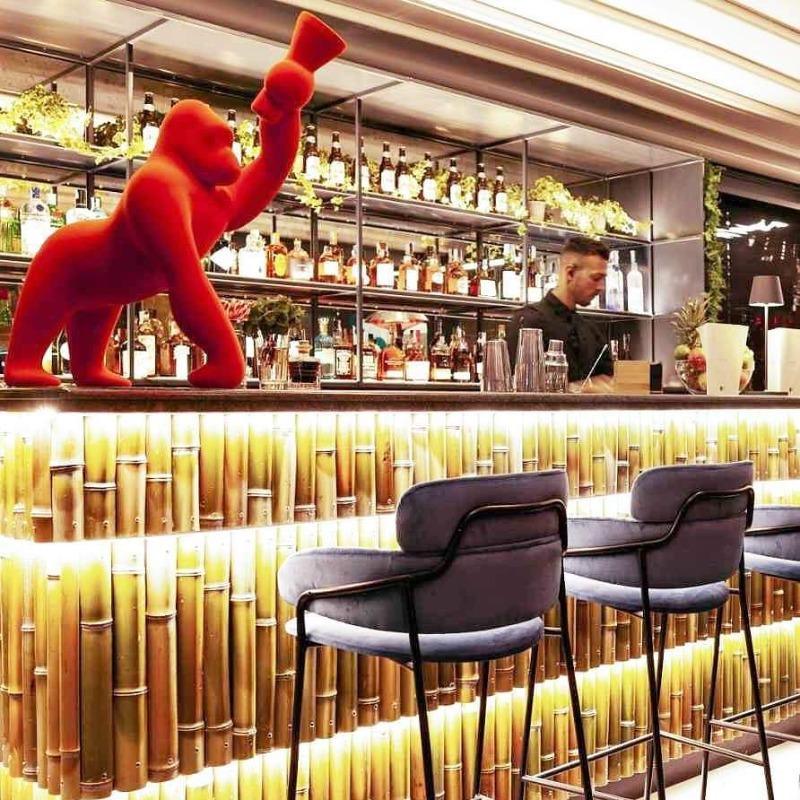 Lampa stołowa KONG VELVET czerwony Qeeboo Eye on Design