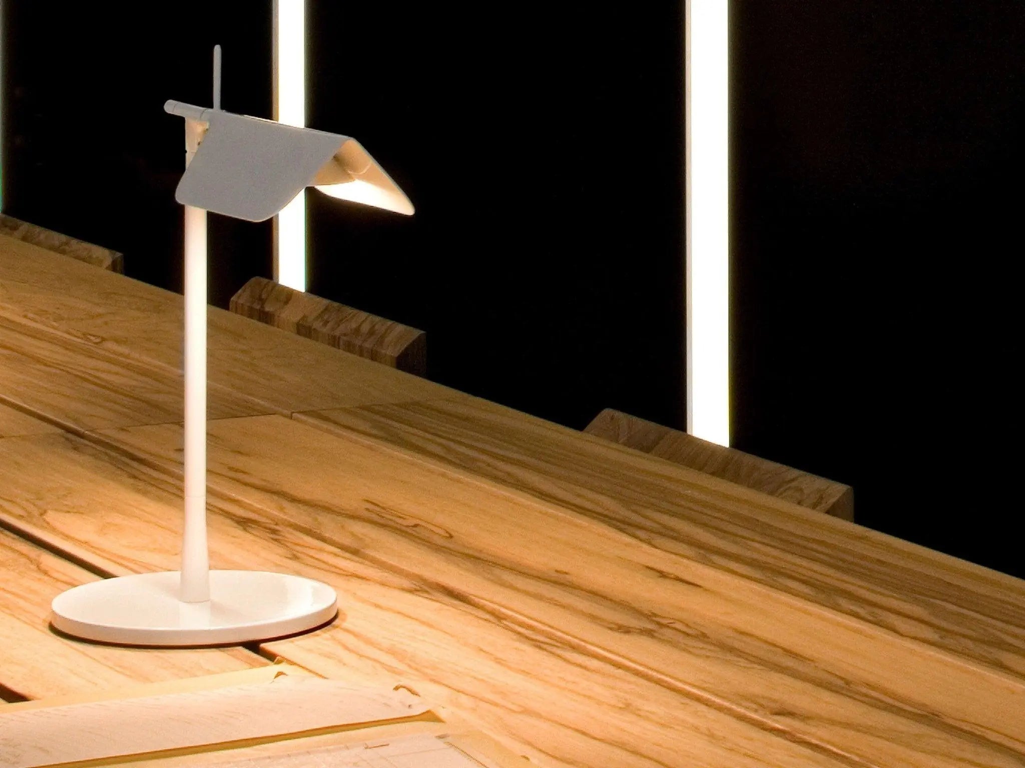 Lampa stołowa TAB biały – styl skandynawski