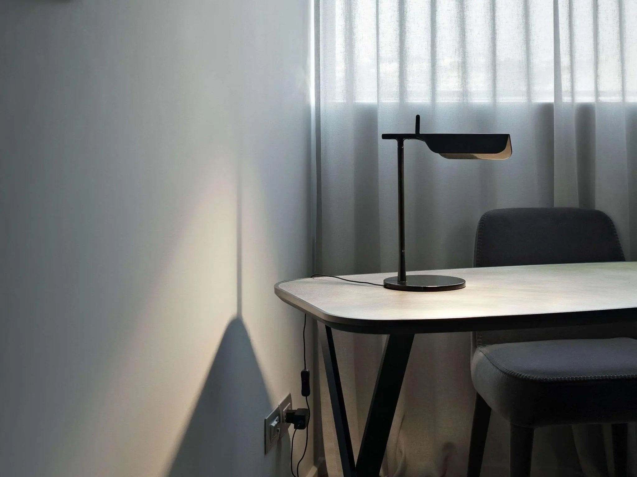 Lampa stołowa TAB ciemnozielony, marka Flos