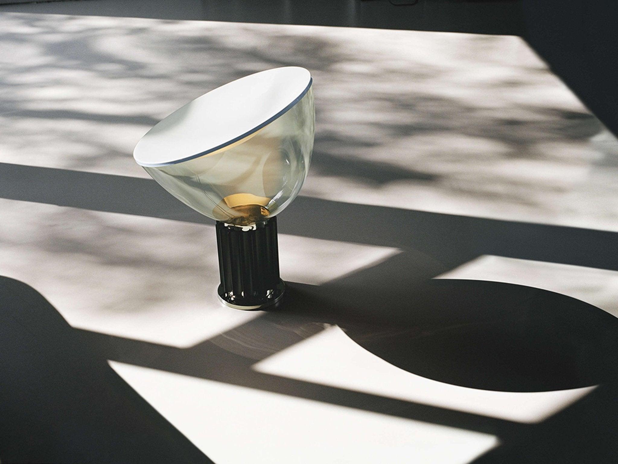 Lampa stołowa TACCIA czarny Flos Eye on Design