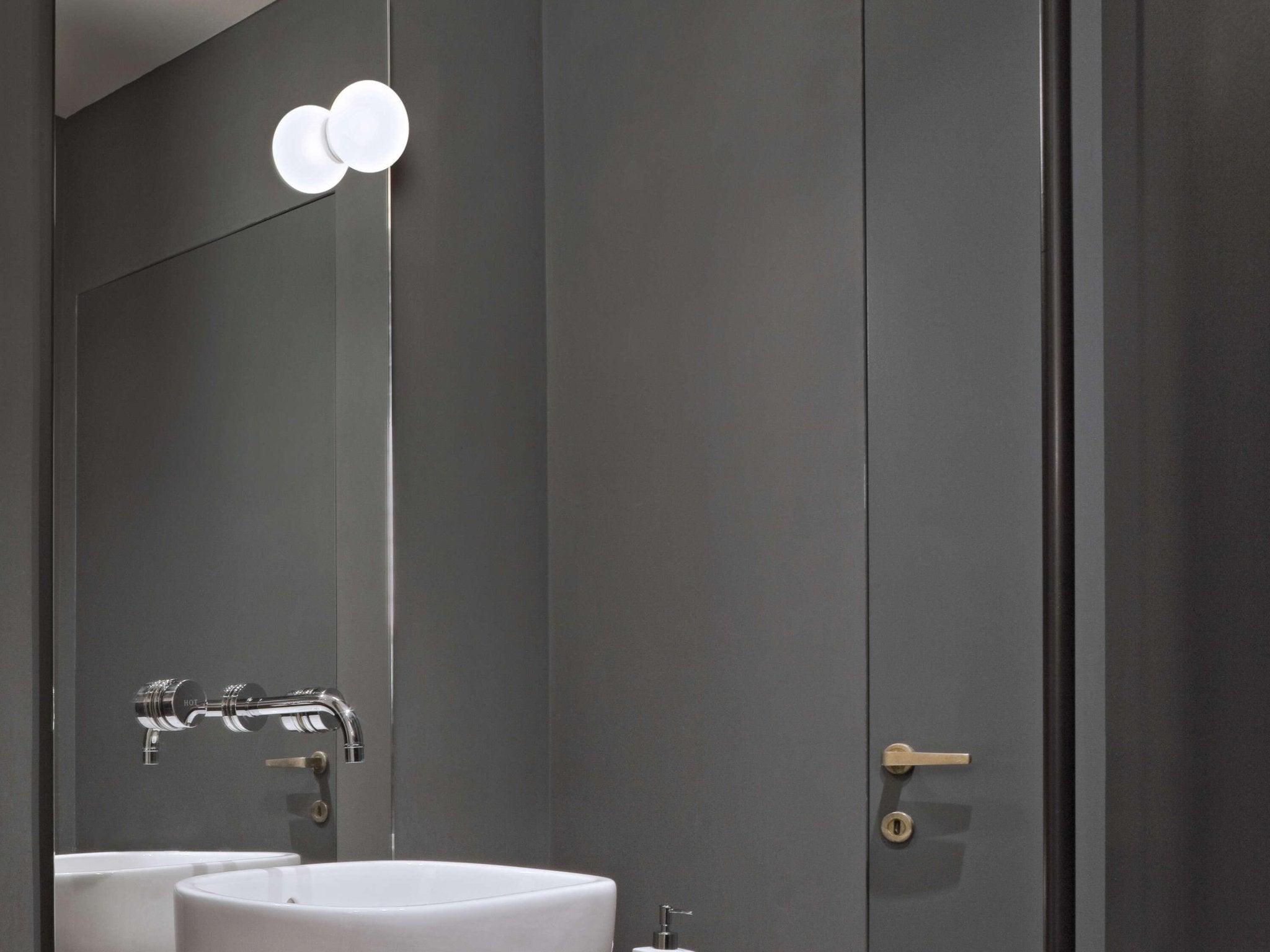 Lampa sufitowa GLO-BALL MINI biały Flos Eye on Design