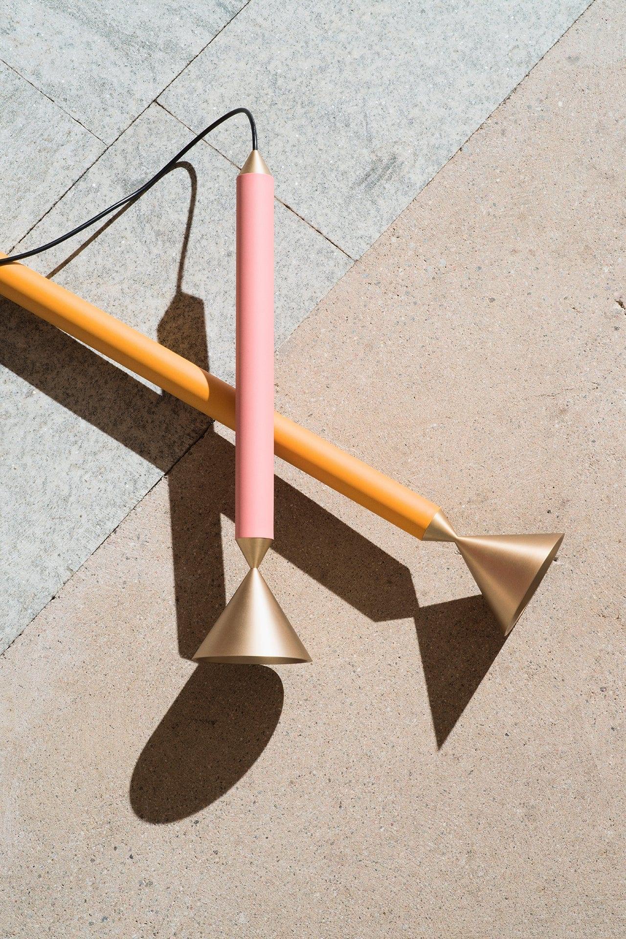 Lampa wisząca APOLLO pomarańczowy z mosiężnym wykończeniem Pholc Eye on Design