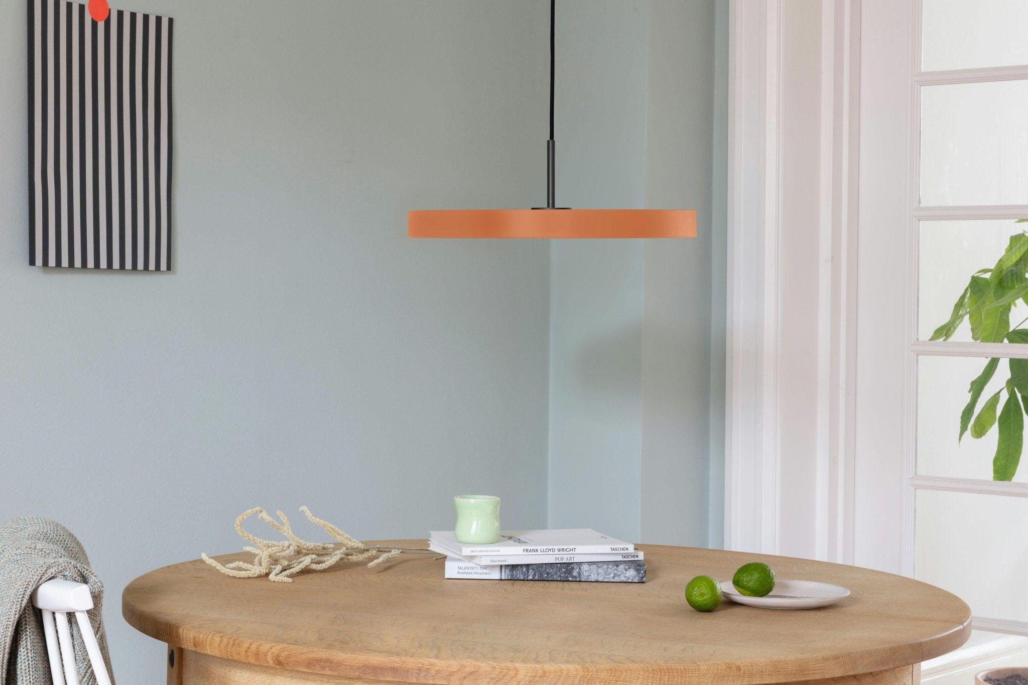 Lampa wisząca ASTERIA pomarańczowy UMAGE Eye on Design