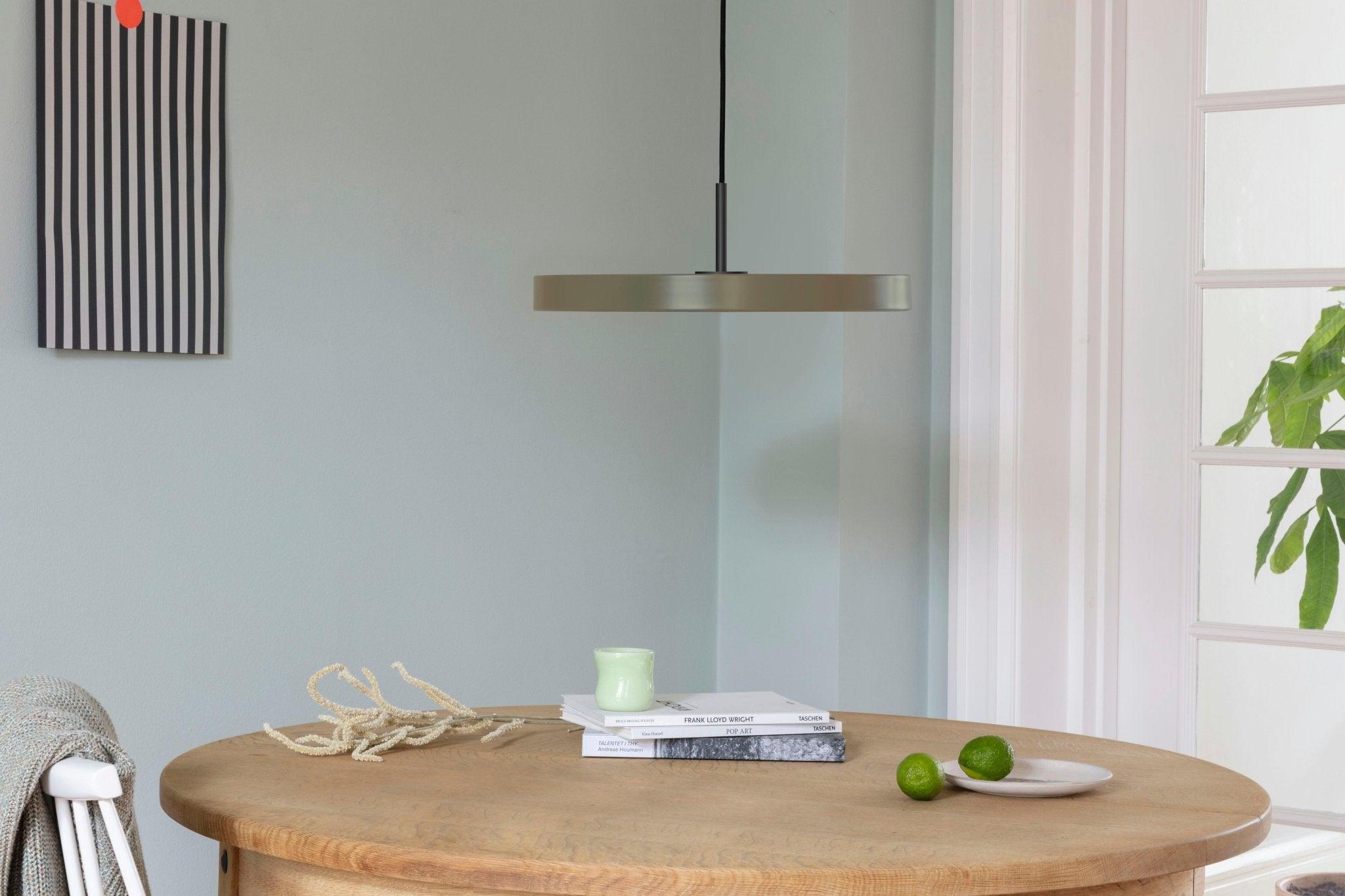 Lampa wisząca ASTERIA taupe UMAGE Eye on Design