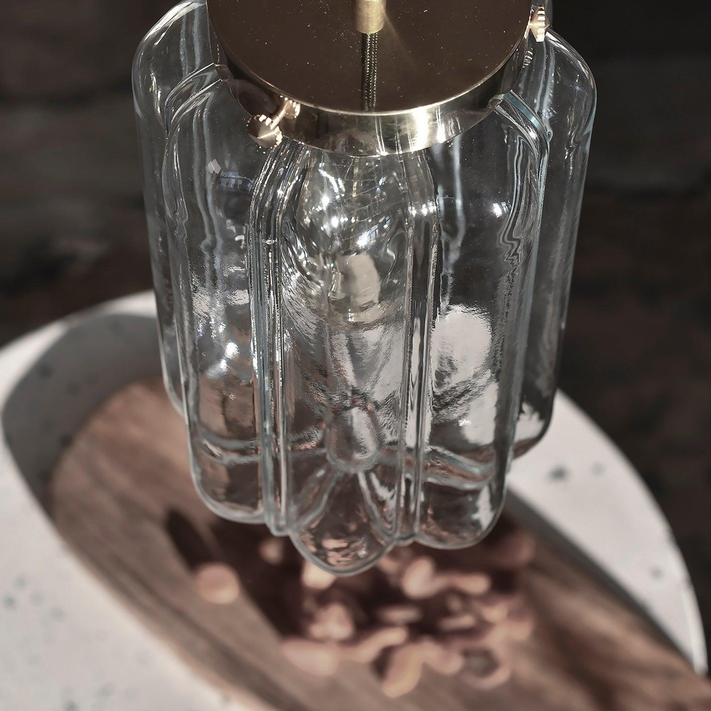 Lampa wisząca DECO mosiężny Embassy Interiors Eye on Design