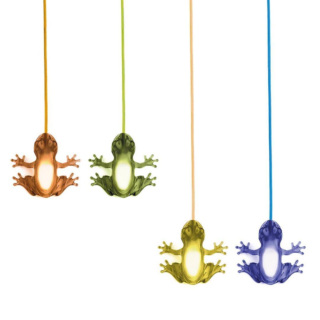 Lampa wisząca HUNGRY FROG bursztyn Qeeboo Eye on Design