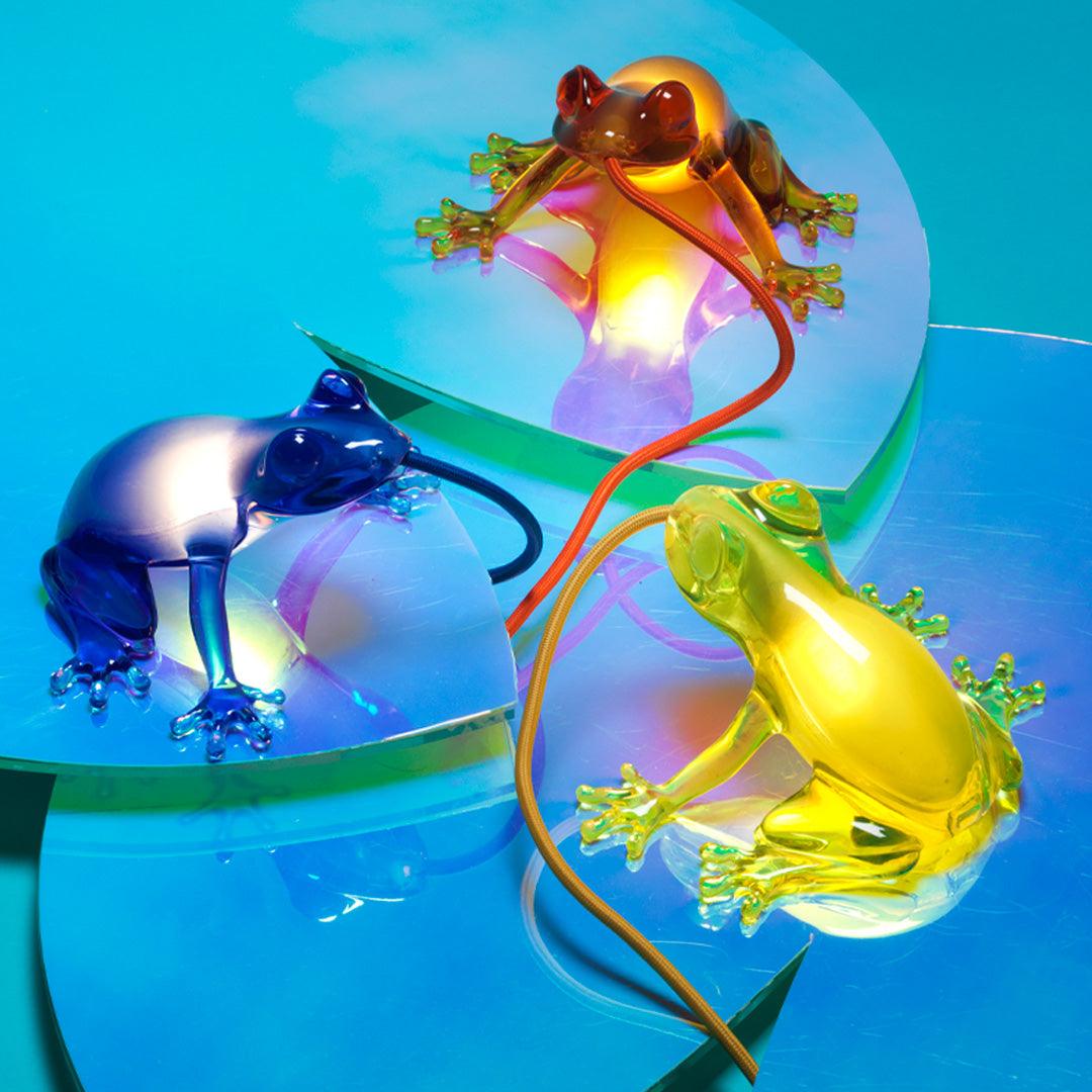 Lampa wisząca HUNGRY FROG niebieski Qeeboo Eye on Design