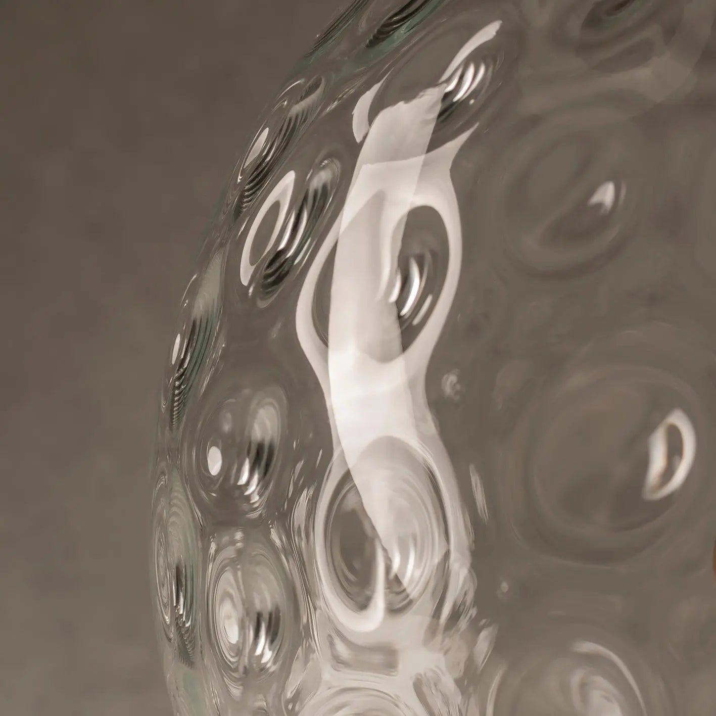 Lampa wisząca KULA REFLEKSYJNA nikiel – Embassy Interiors