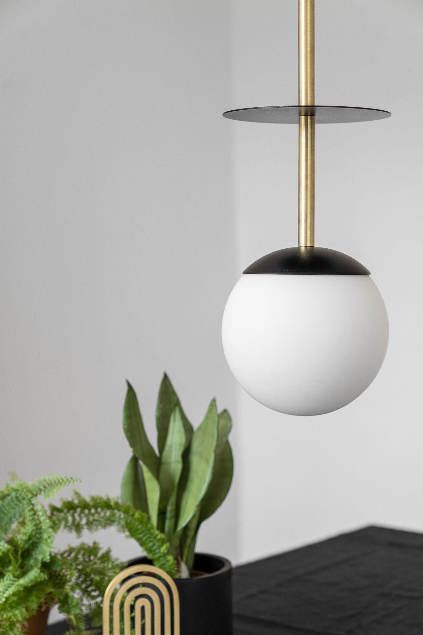 Lampa wisząca PLAAT czarno-złoty – Ummo