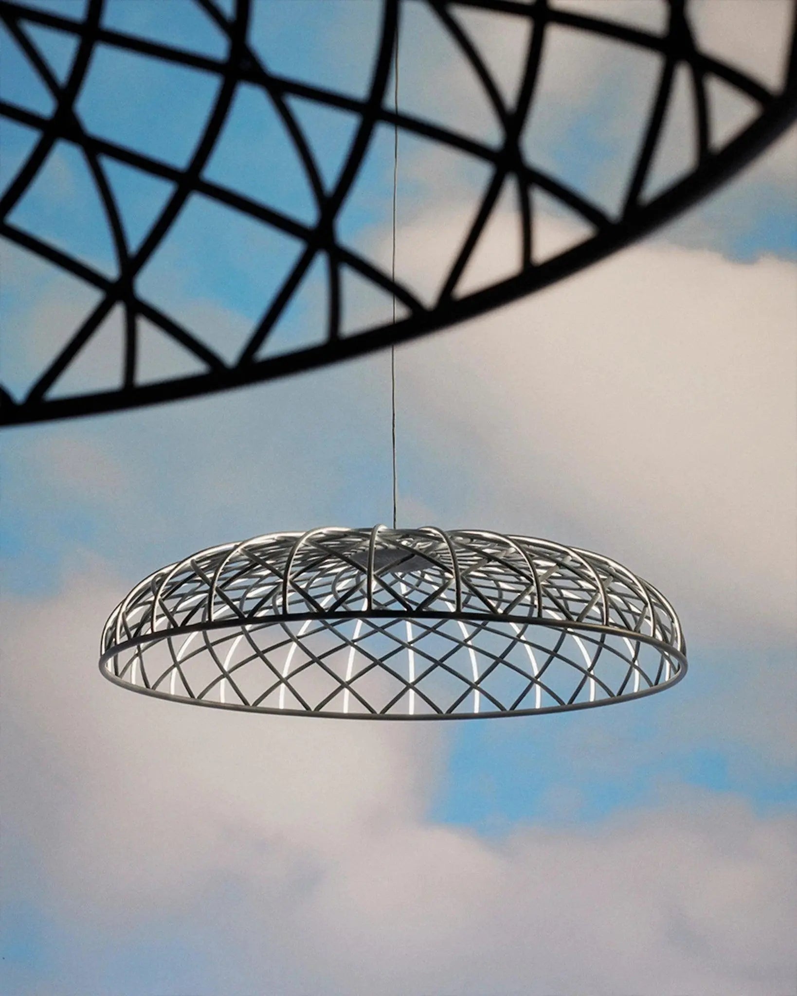 Lampa wisząca SKYNEST migdałowy – plecionka