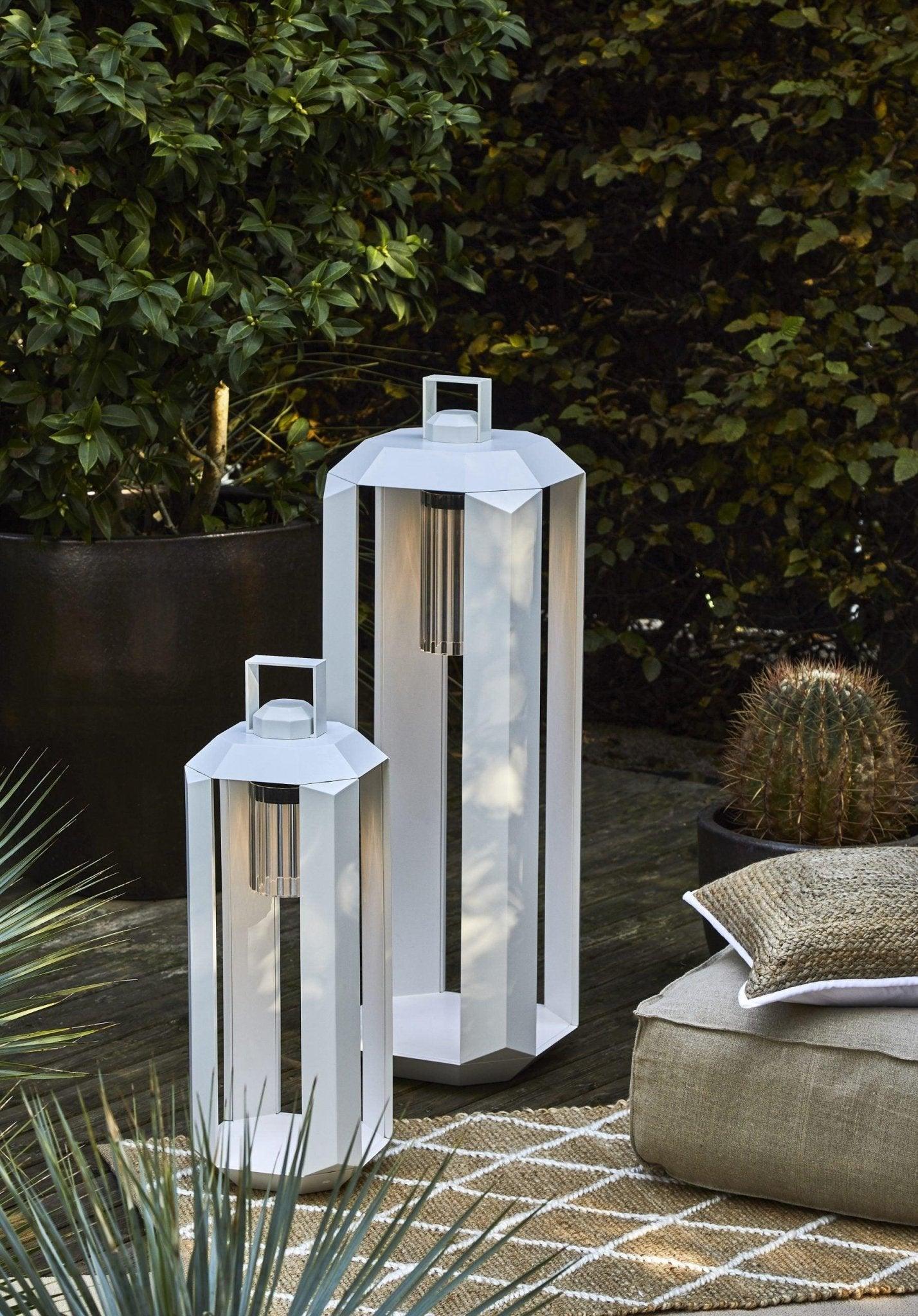 Lampa zewnętrzna akumulatorowa CUBE BATTERY biały Contardi Eye on Design