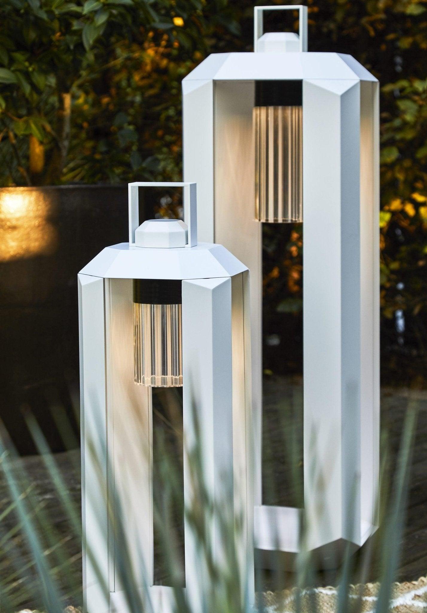 Lampa zewnętrzna akumulatorowa CUBE BATTERY biały Contardi Eye on Design