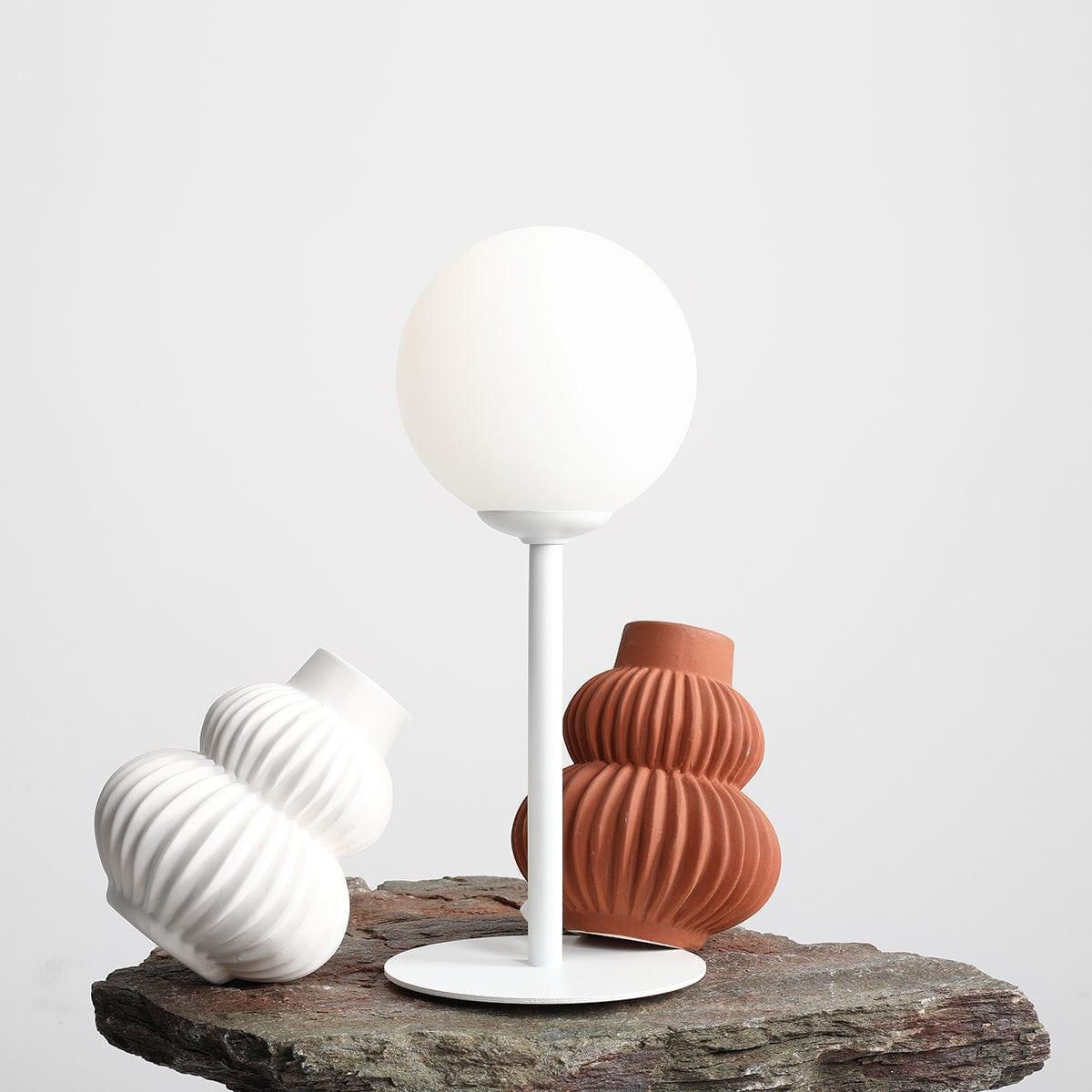 Lampka biurkowa PINNE biały Artera Eye on Design