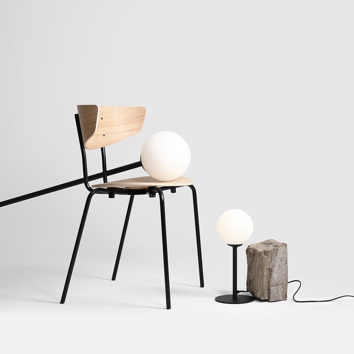 Lampka biurkowa PINNE czarny Artera Eye on Design