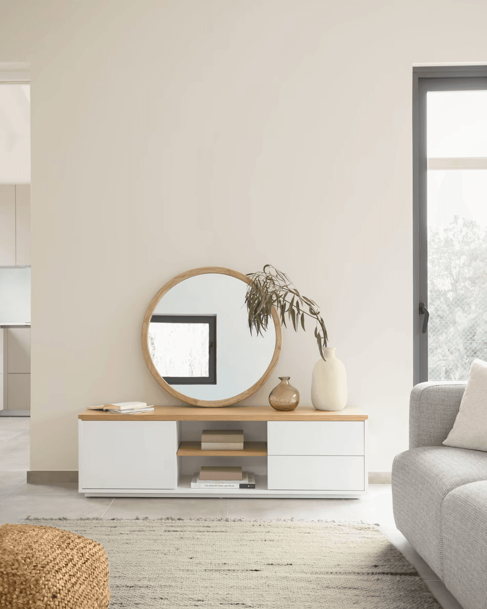 Lustro ALUM lite drewno mindi La Forma Eye on Design