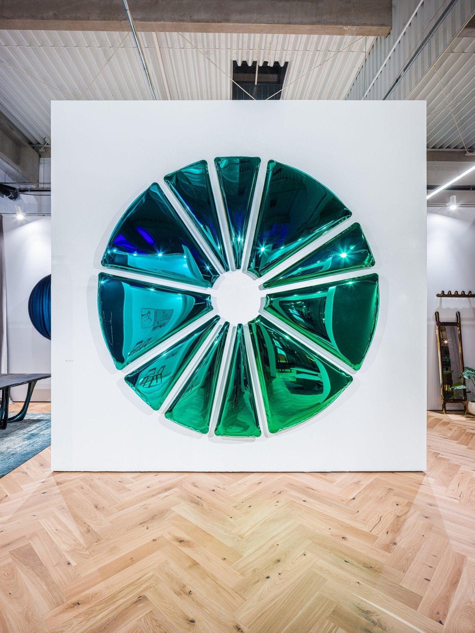 Lustro dekoracyjne NUCLEUS gradient szmaragd-szafir Zieta Studio Eye on Design