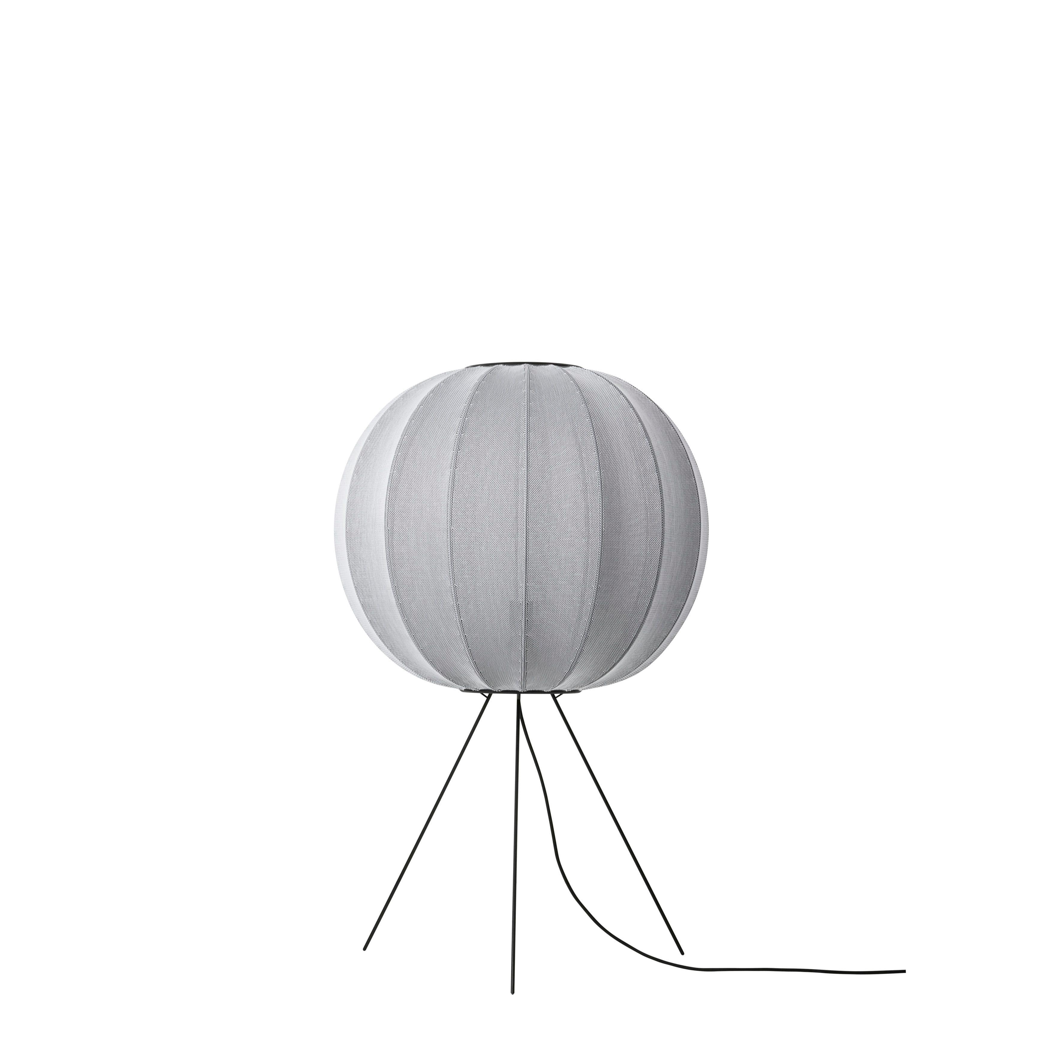 Nízká trojnohá stojací lampa KNIT-WIT šedá