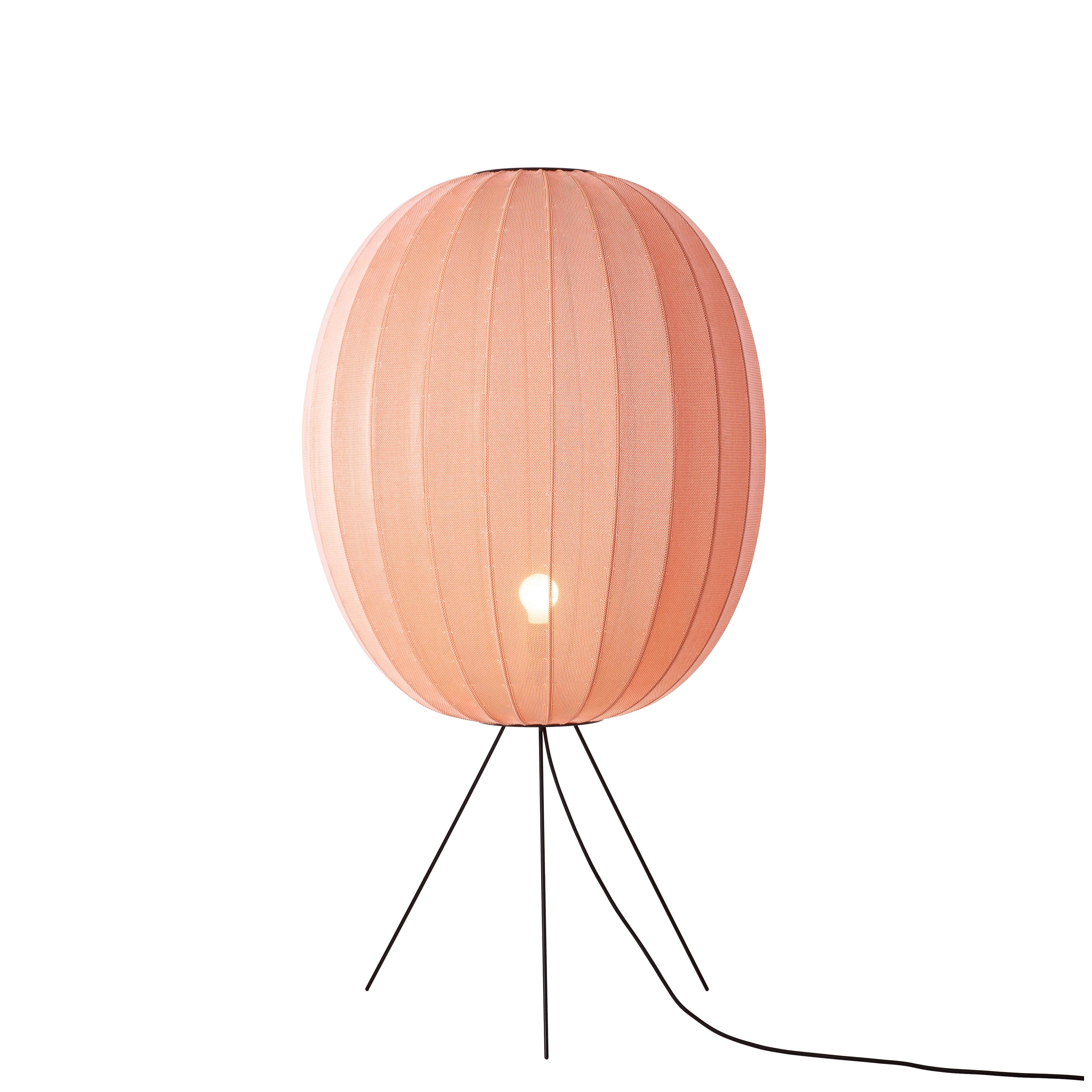 Stojací lampa trojnožka KNIT-WIT korálová