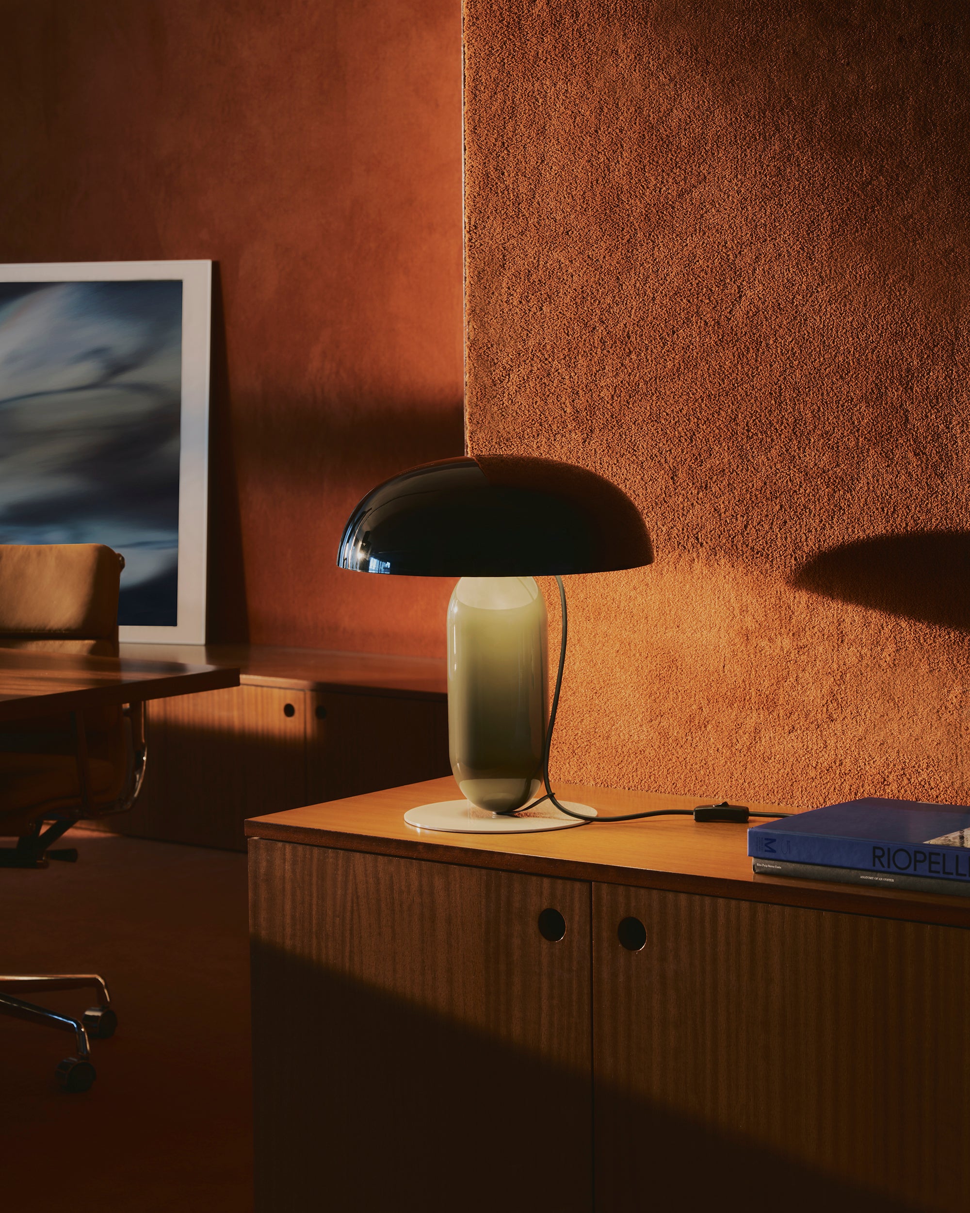 Stolní lampa GAMBOSA černá se zeleným podstavcem