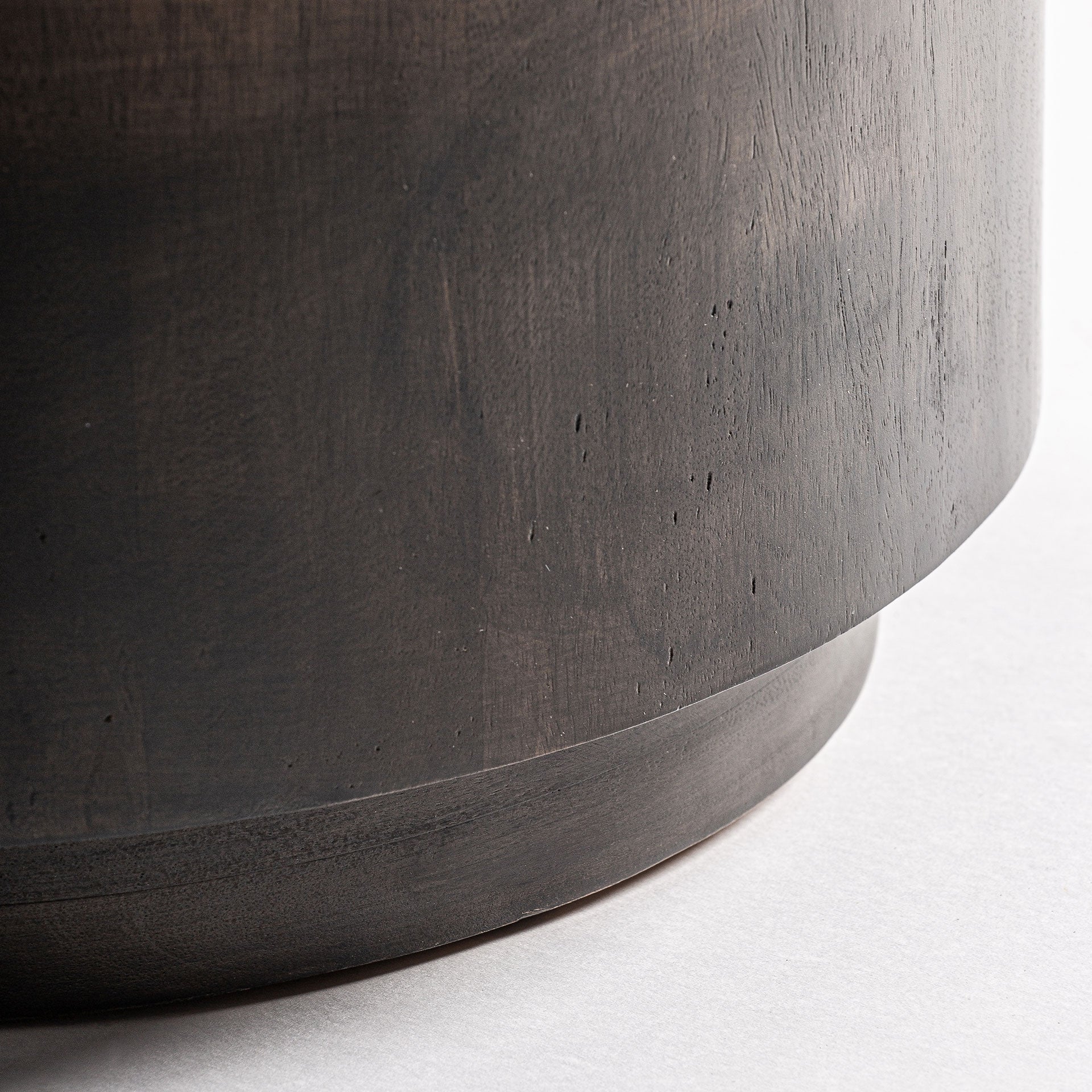 ARNEKE Side Table in Mango Wood with Marble Top