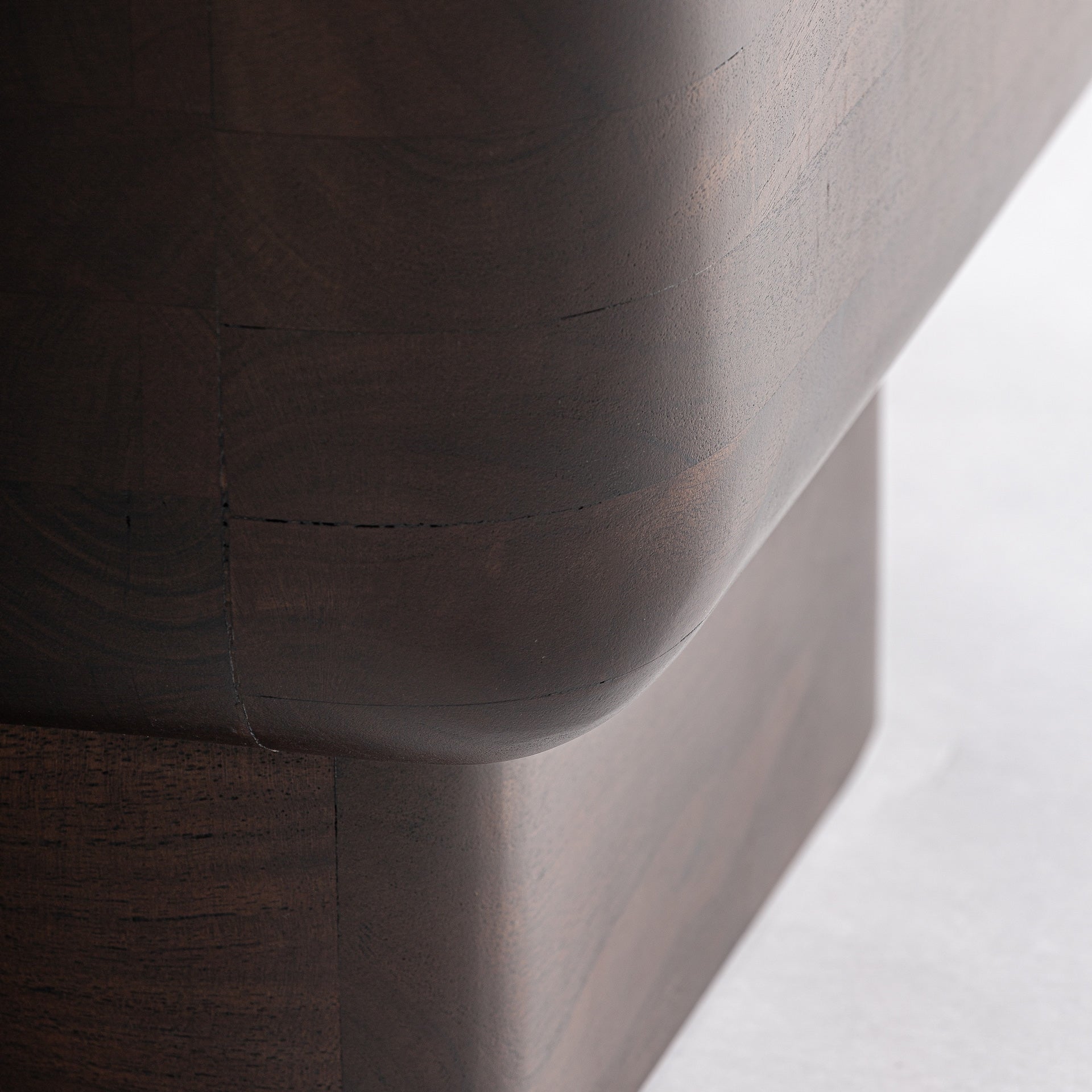 FLERS Side Table Acacia Wood