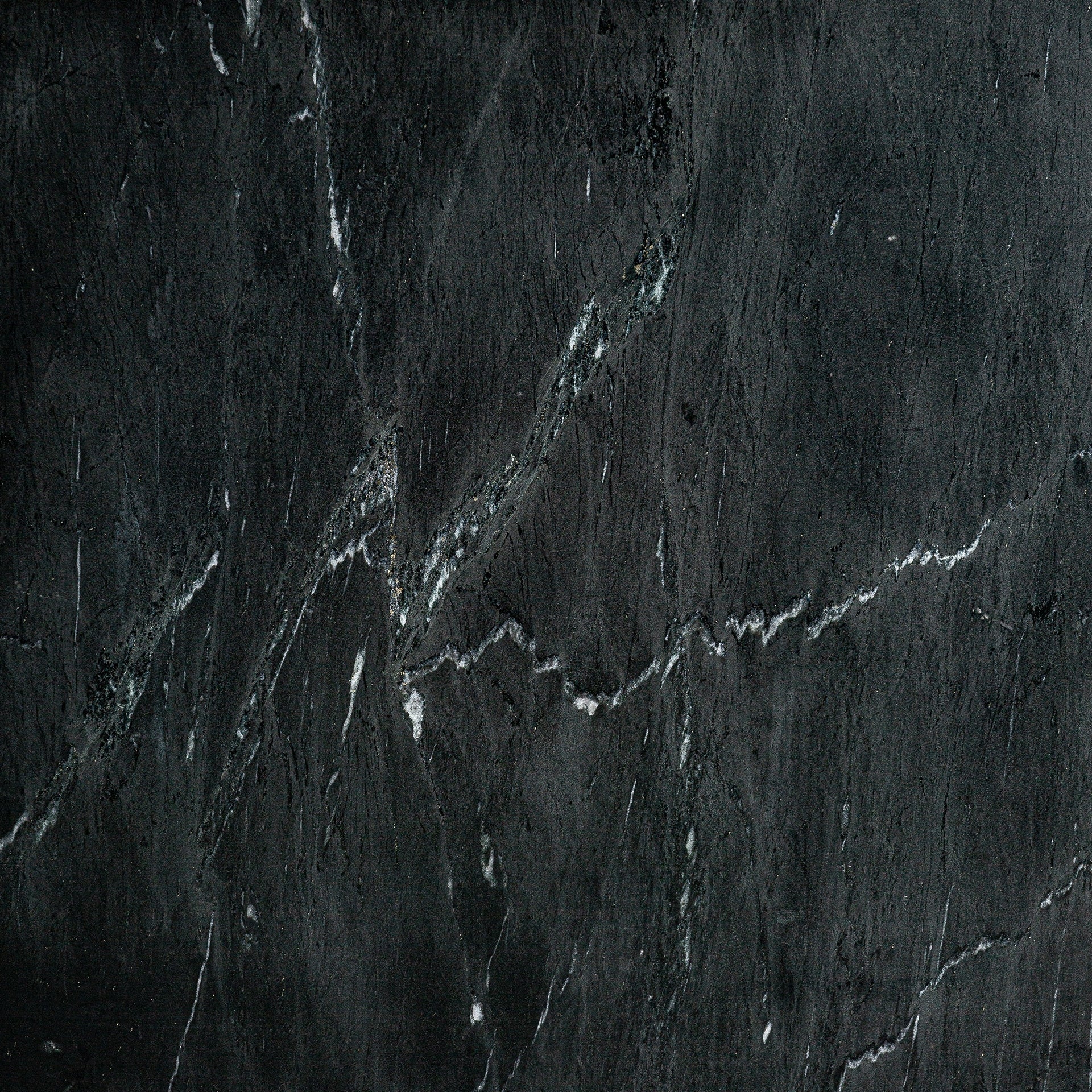 Boční stolek MARQUINA černý mramor