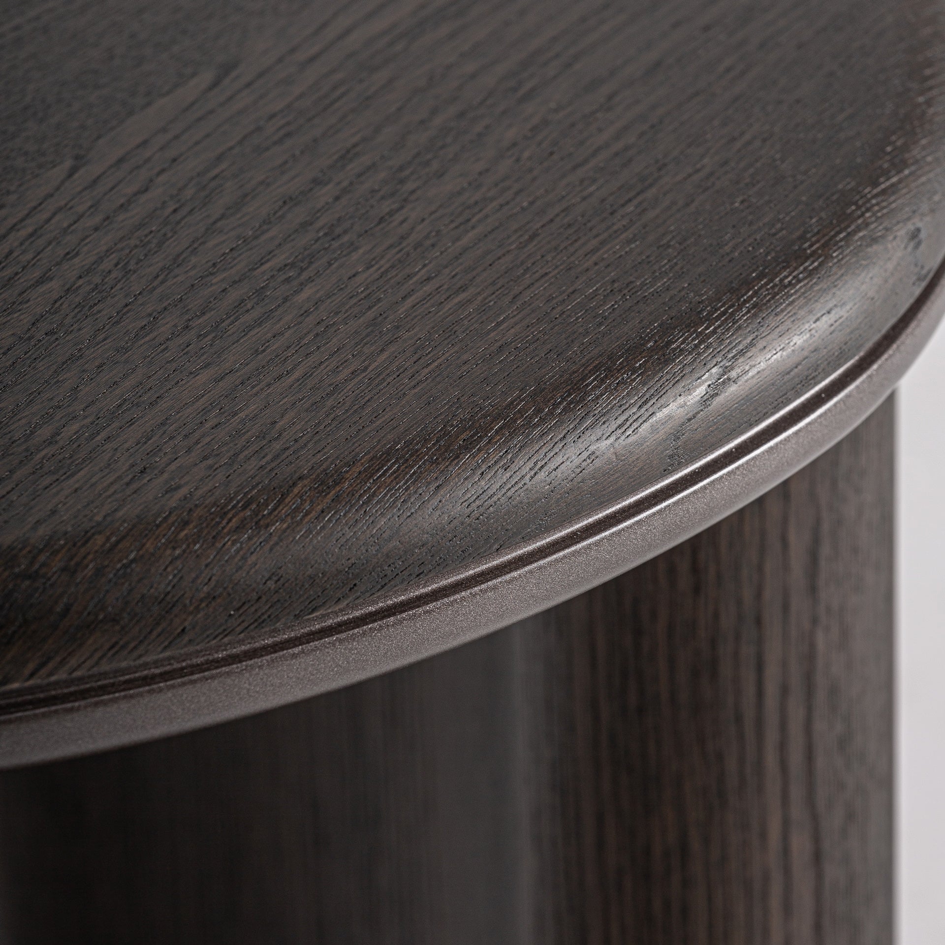 PRAVIA Brown Side Table