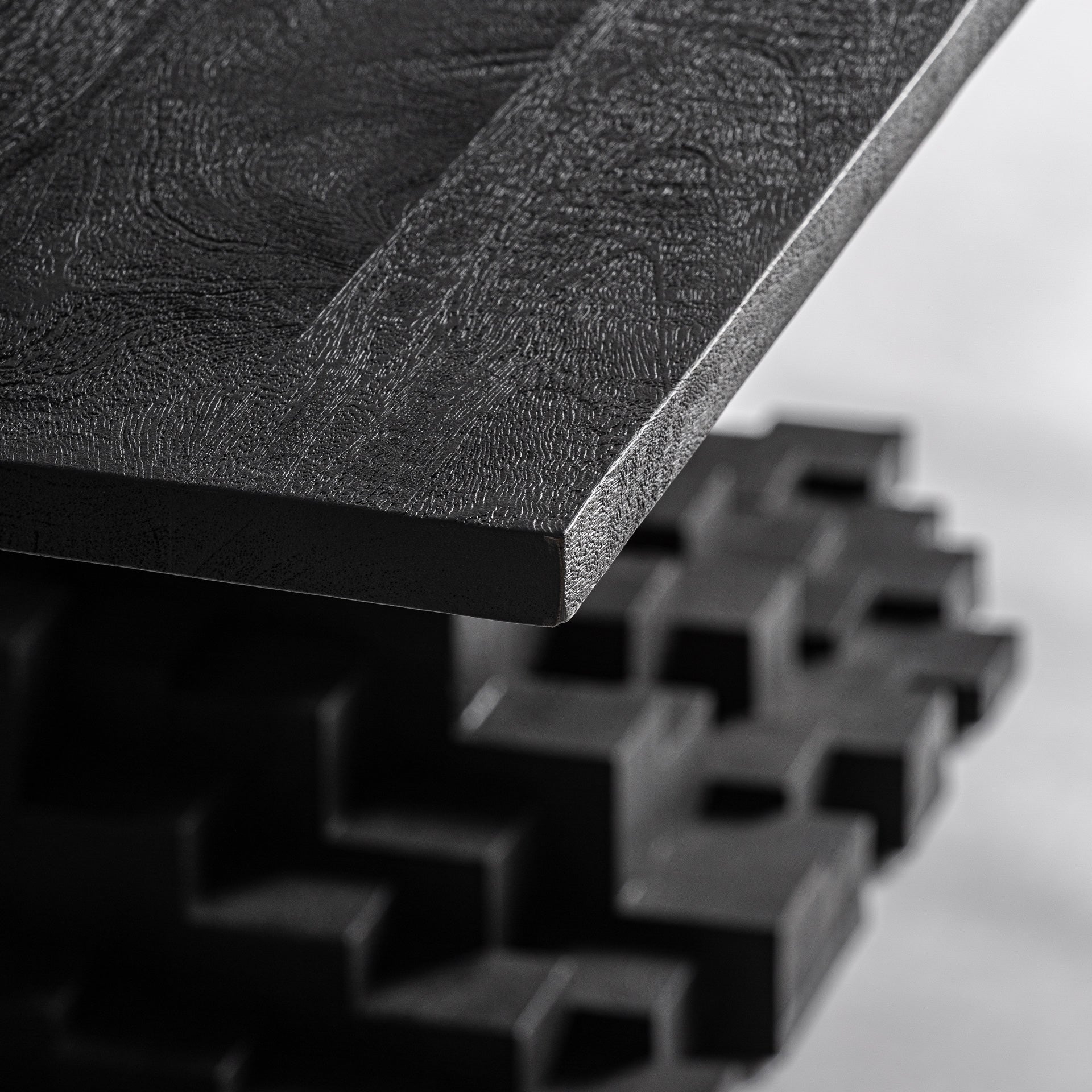 Stůl PÈTRIA černé mango dřevo