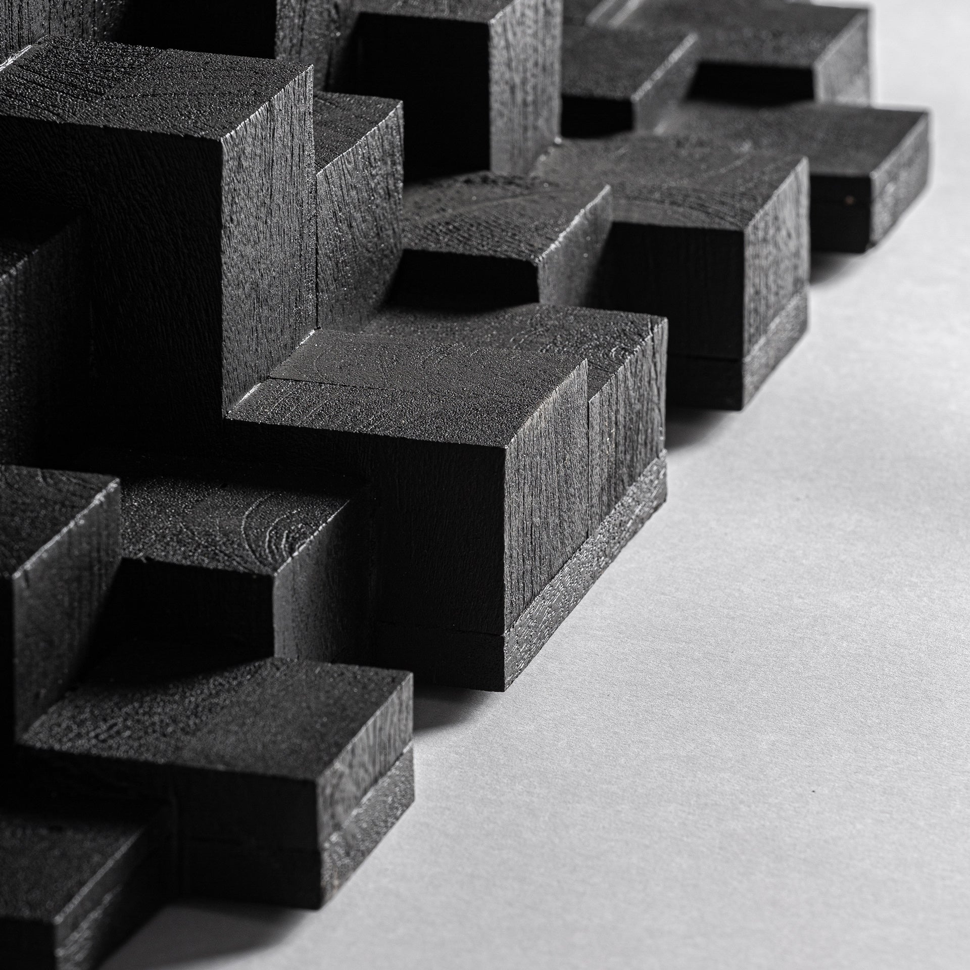 Stůl PÈTRIA černé mango dřevo