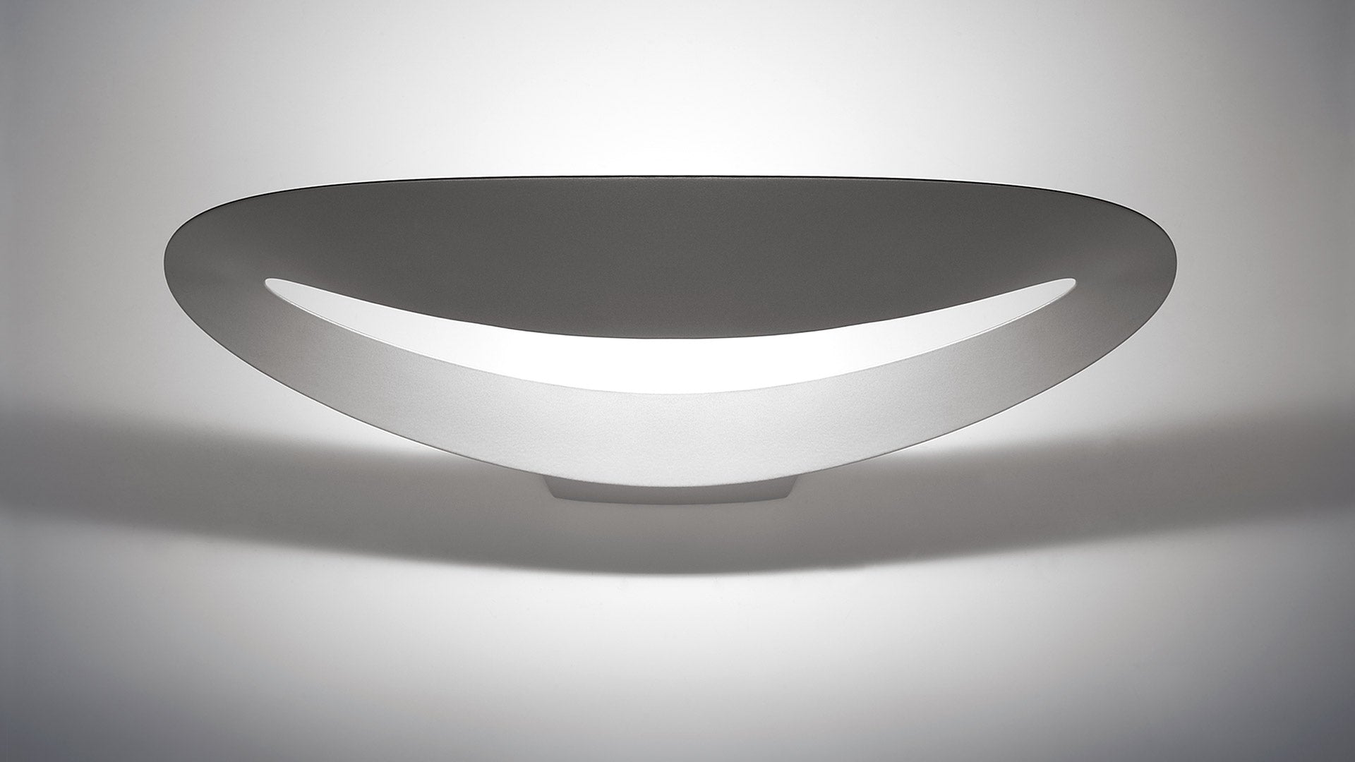 White MESMERI LED Wall Lamp