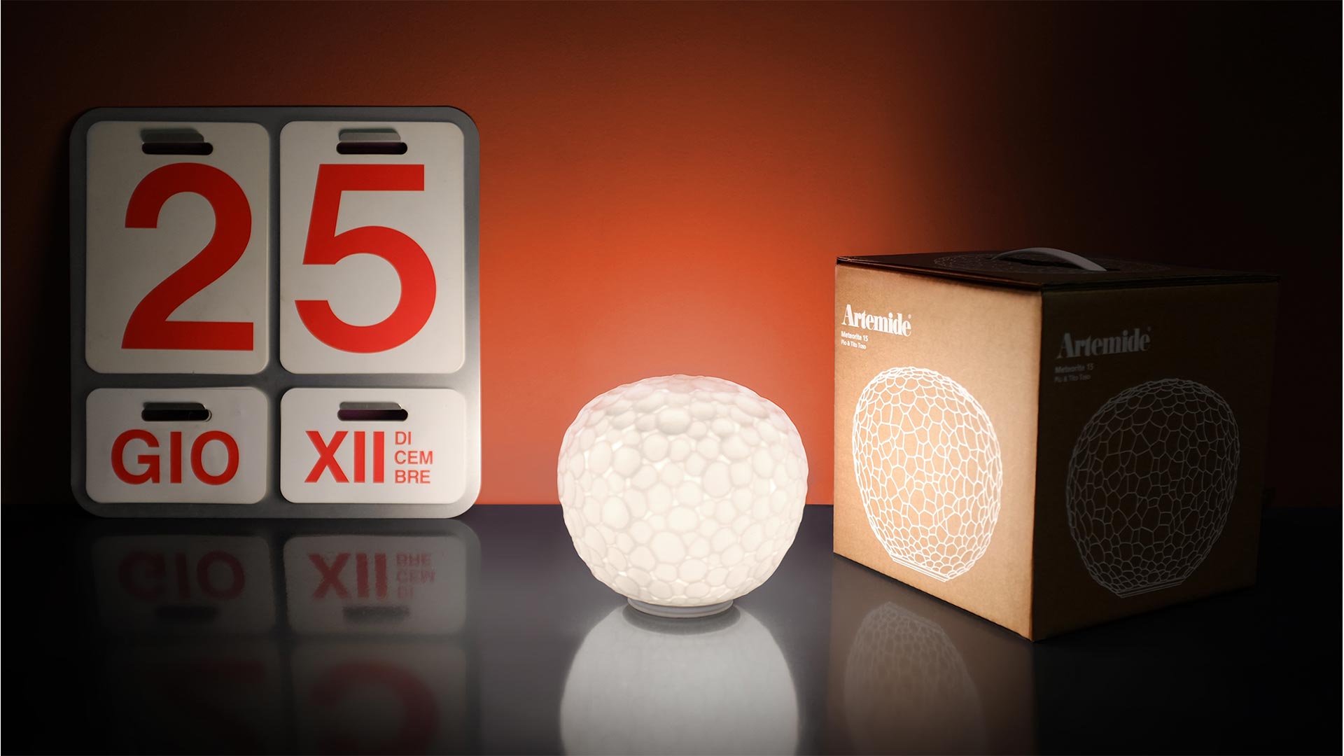 Stolní lampa METEORITE bílá