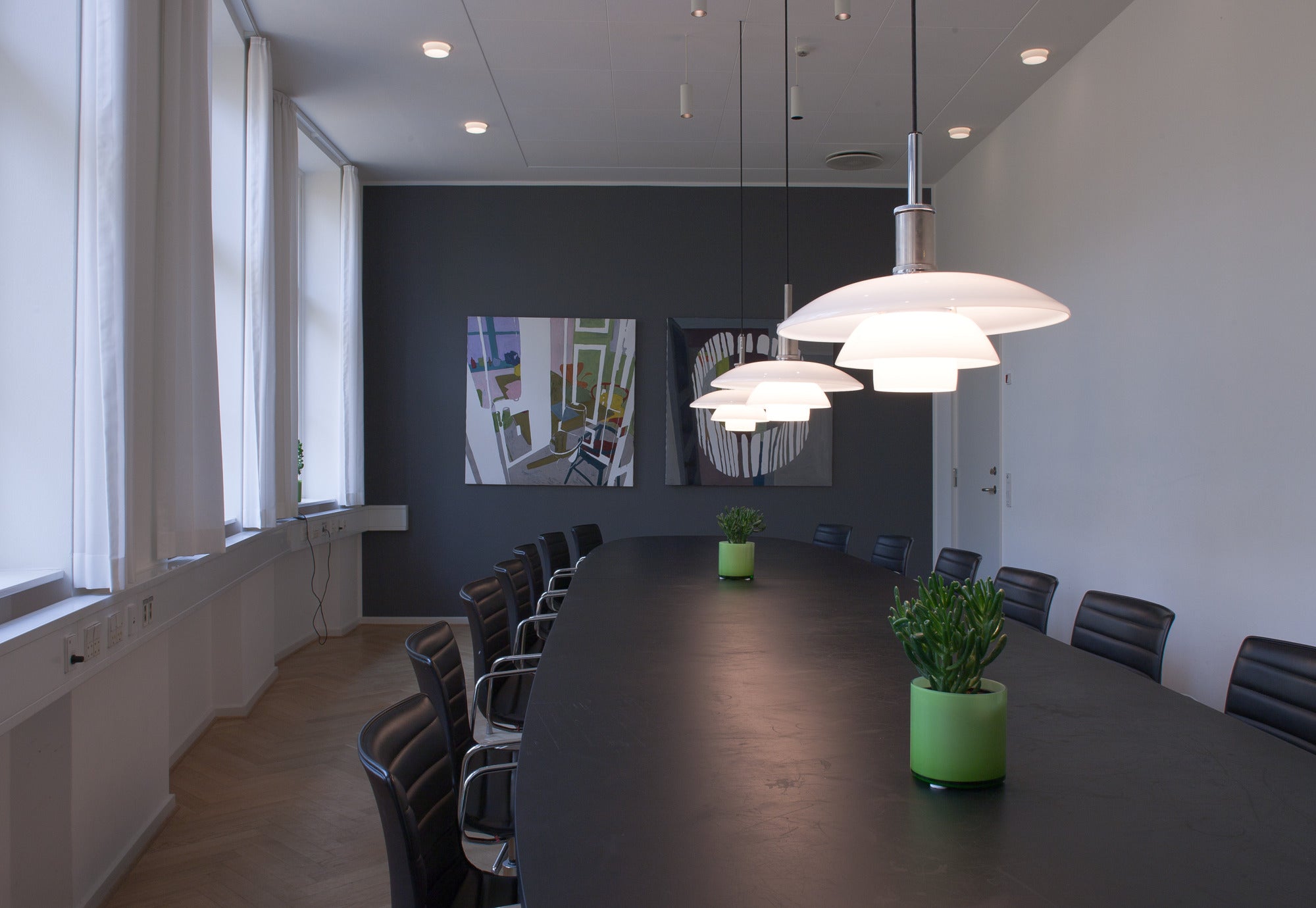 Lampa wisząca PH 4½-4 biały z chromowanym wykończeniem – Louis Poulsen