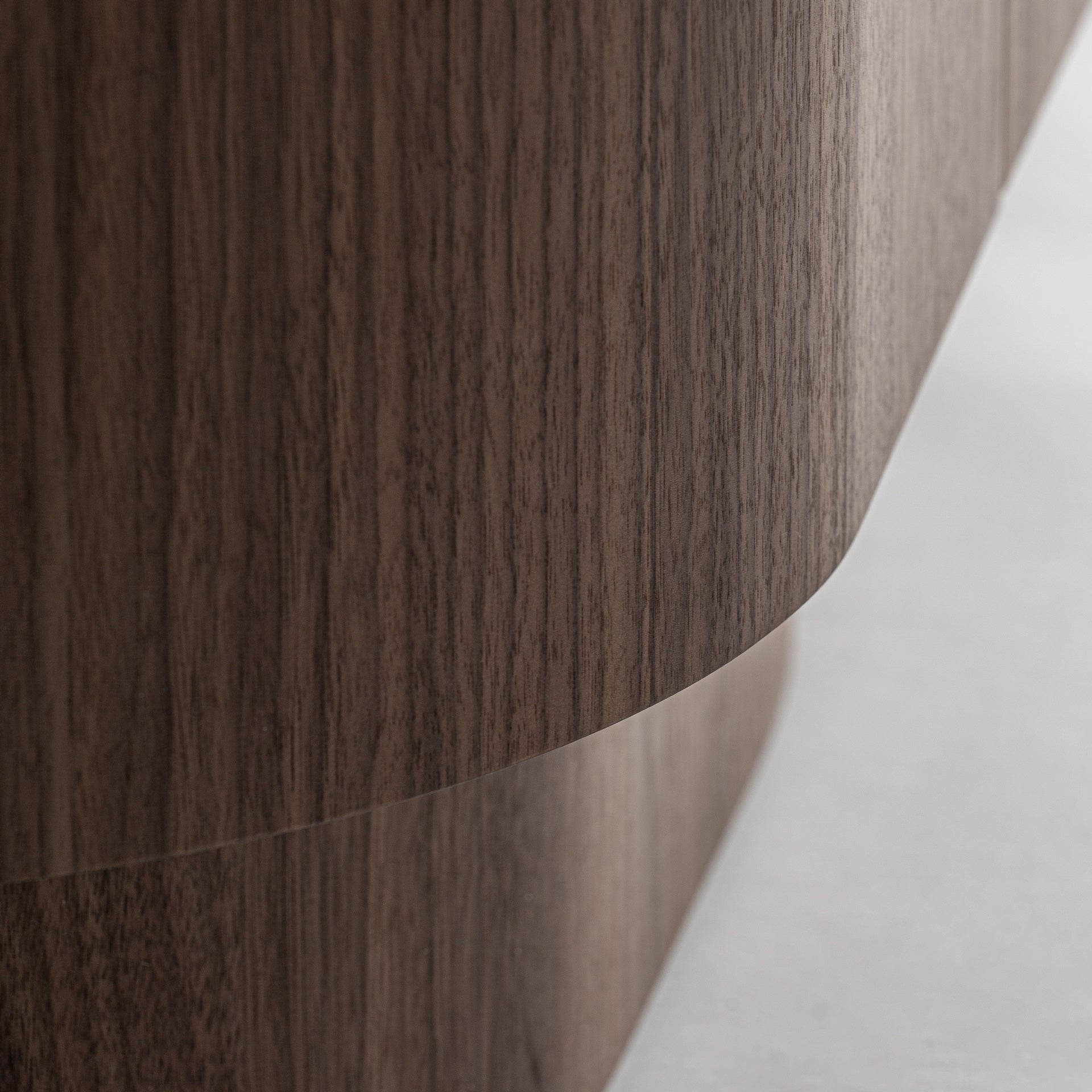 Televizní stolek KEXBY ořechový dýha