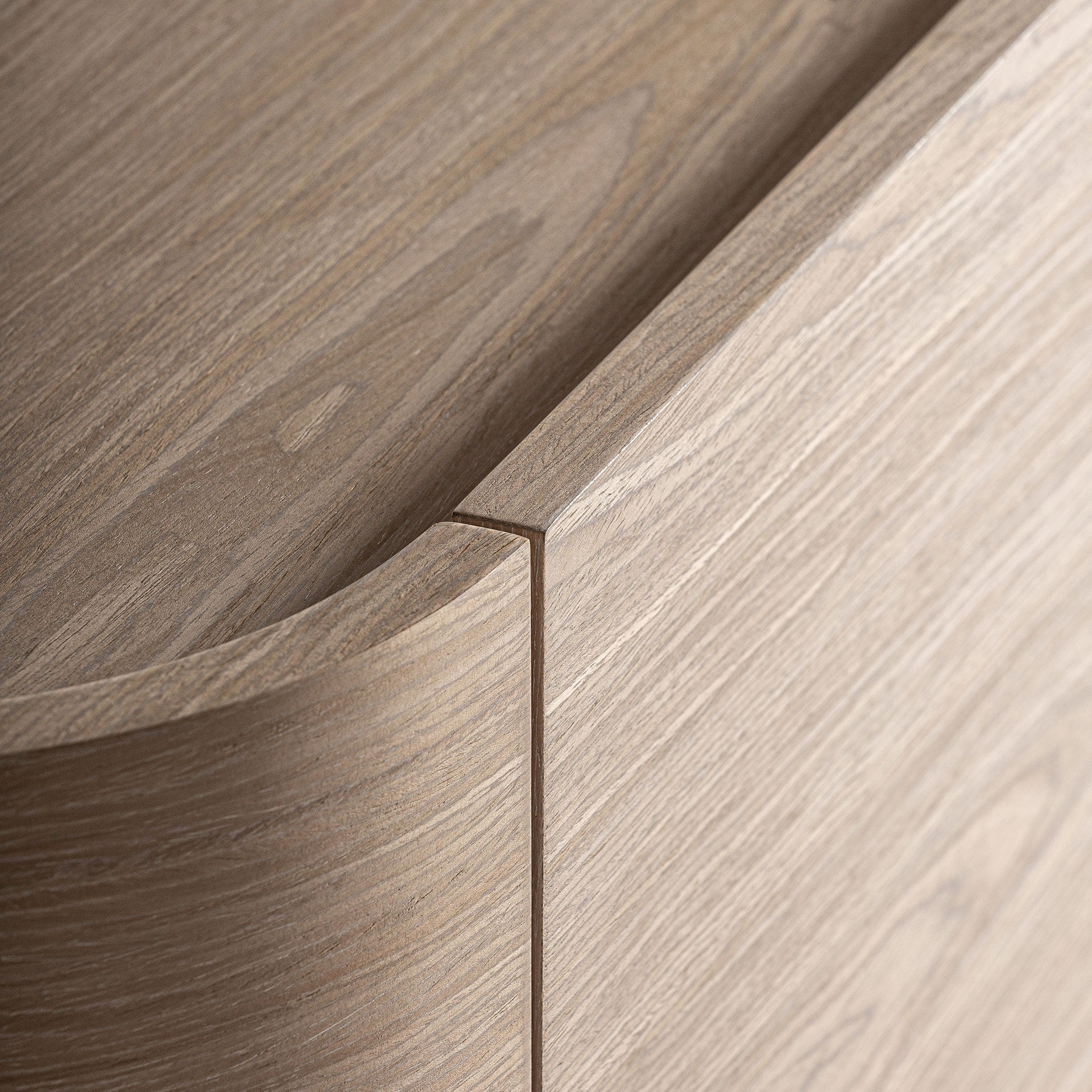 PRAYSSAC Oak Veneer TV Cabinet