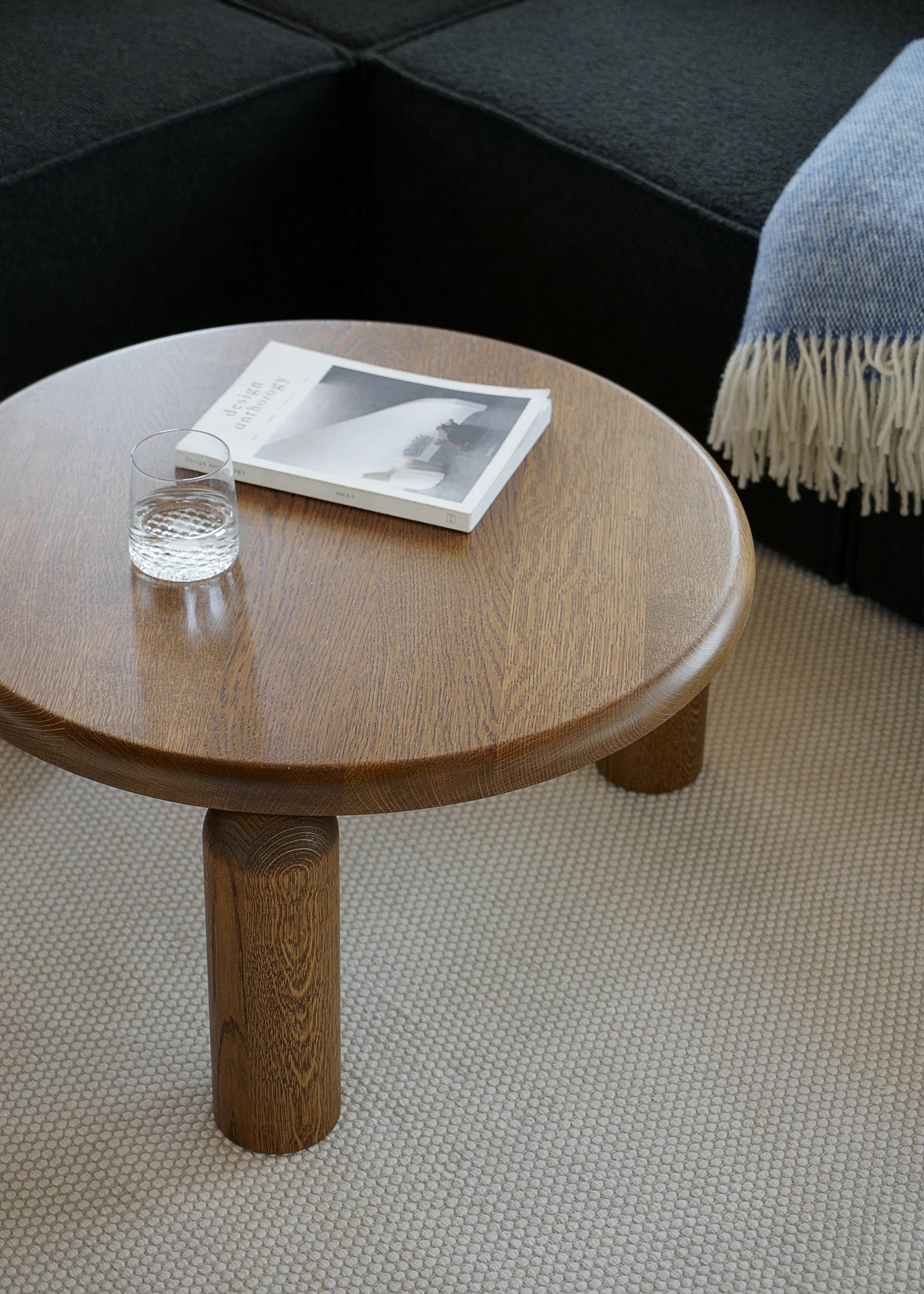 Konferenční stolek NEO tmavé dubové dřevo