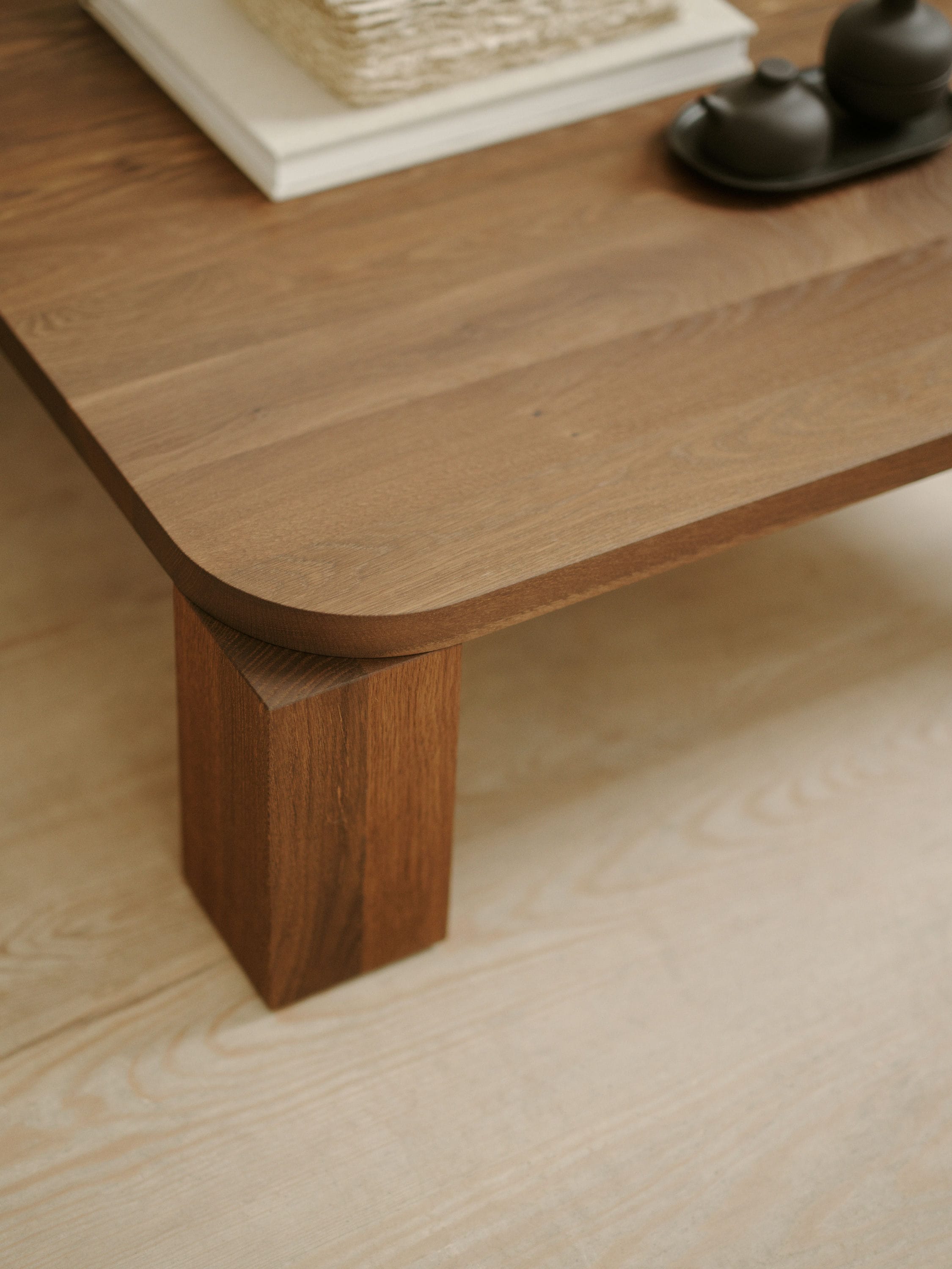 Coffee table Atlas dark oak