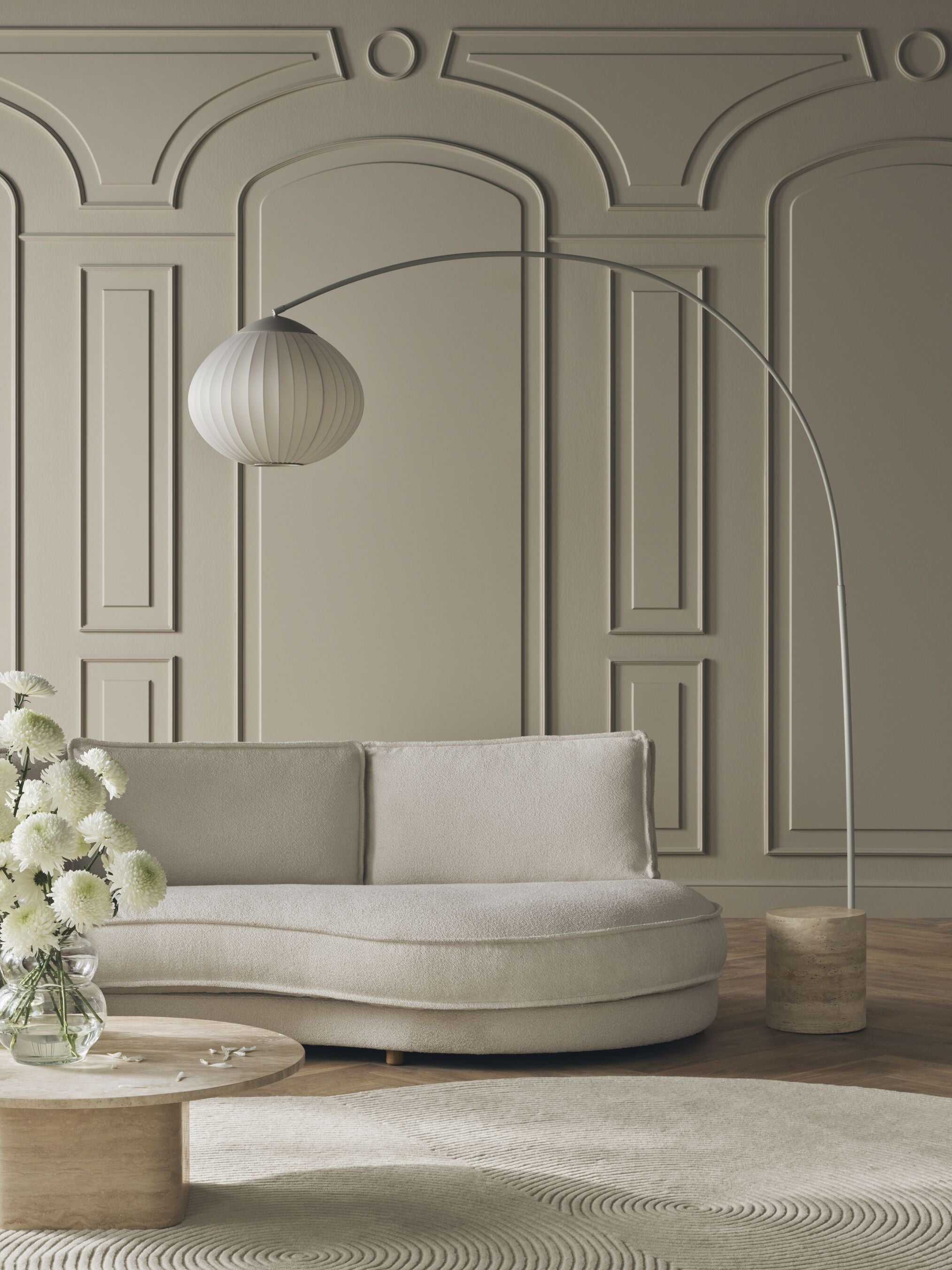 3-modulová pohovka NOORA s zaoblenou levicí a tmavým podstavcem