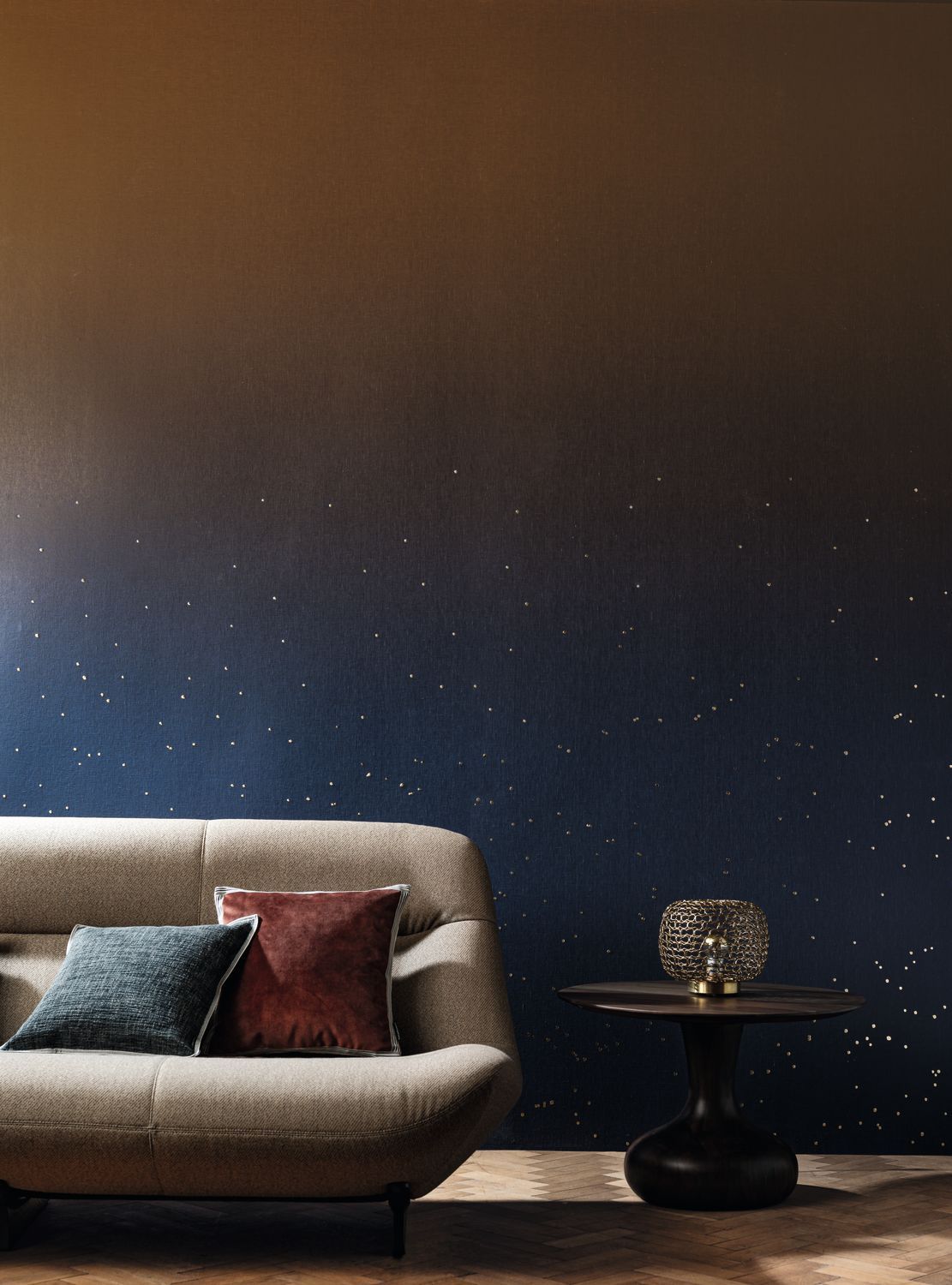 Textile mural gradient with a sky motif ASTRAL SOLAIRE navy blue with bronze
