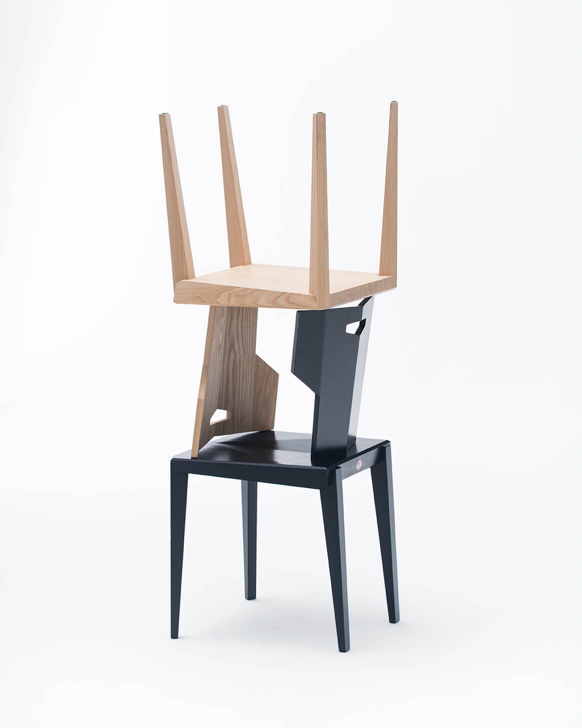 PEGAS Chair Black