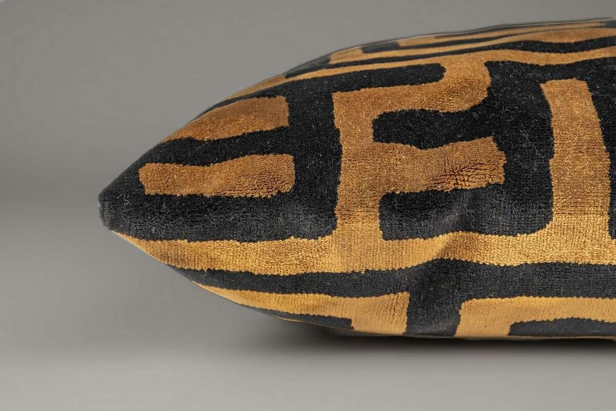 Poduszka LANE brązowy Dutchbone Eye on Design