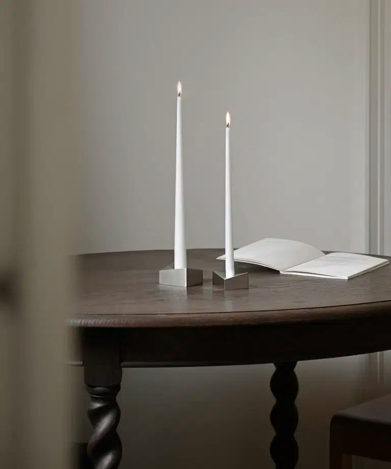 Svícen REFLECT kartáčovaný chrom