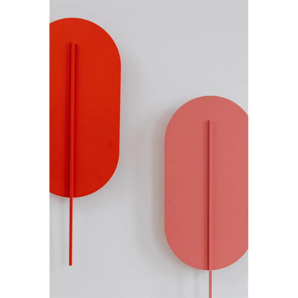 ROKKE wall lamp in red-orange