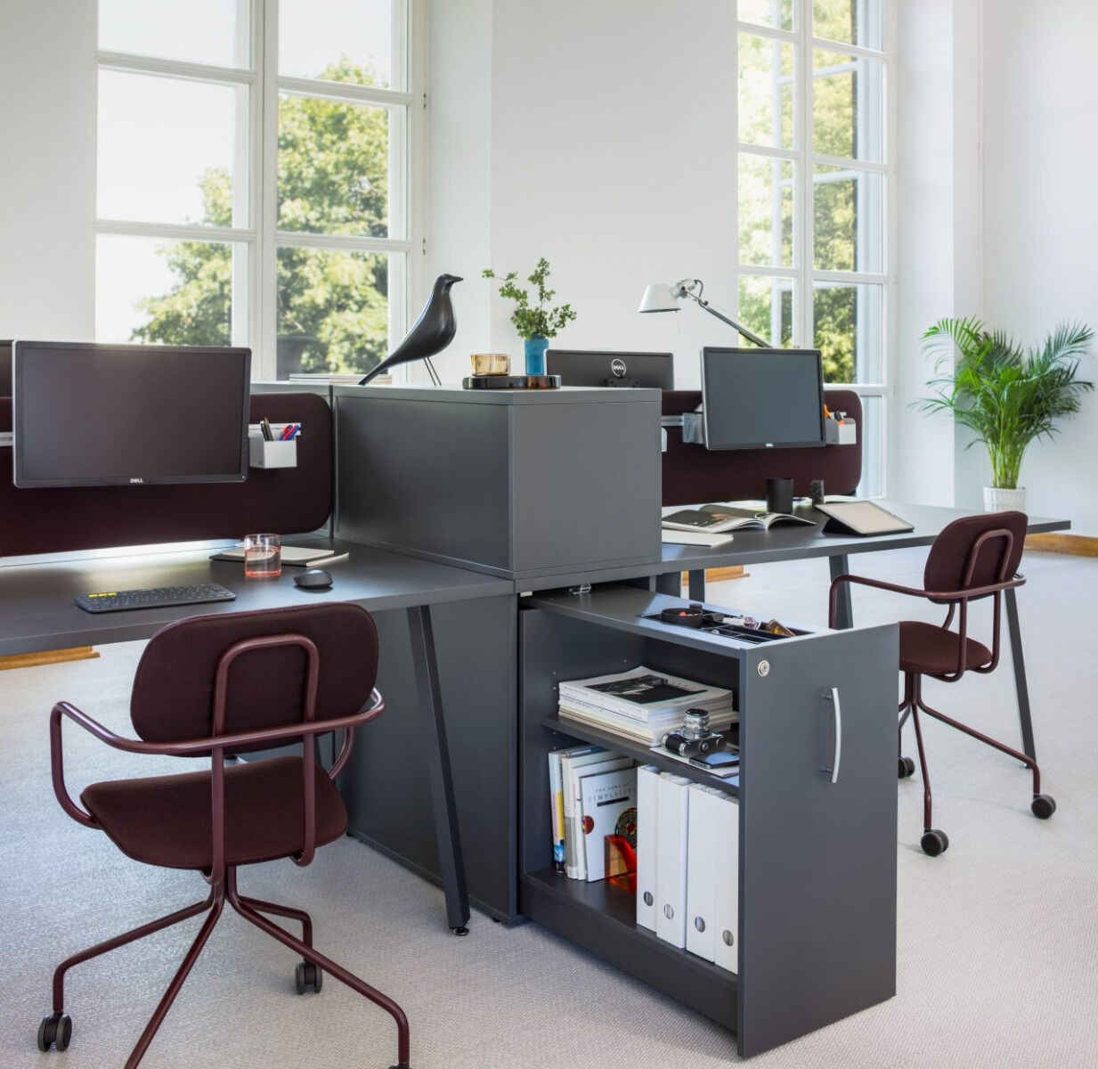Krzesło biurowe NEW SCHOOL tapicerowane – styl nowoczesny