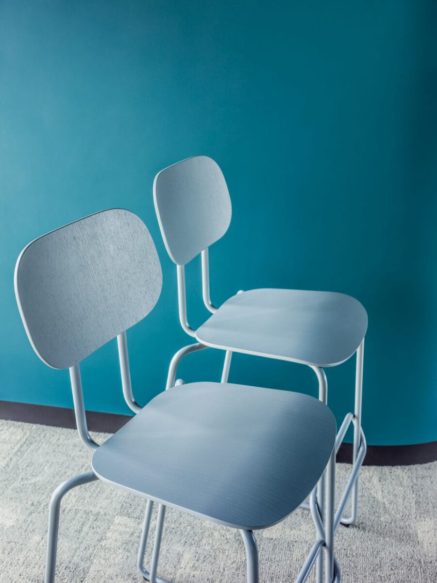 Hoker NEW SCHOOL czerwona podstawa – metal, .mdd