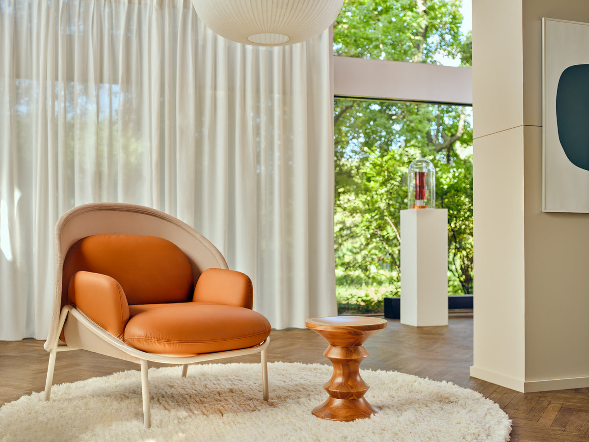 Armchair with low backrest beige mesh