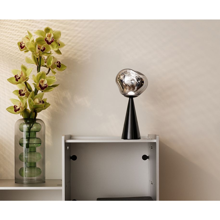 Přenosná lampa MELT černá