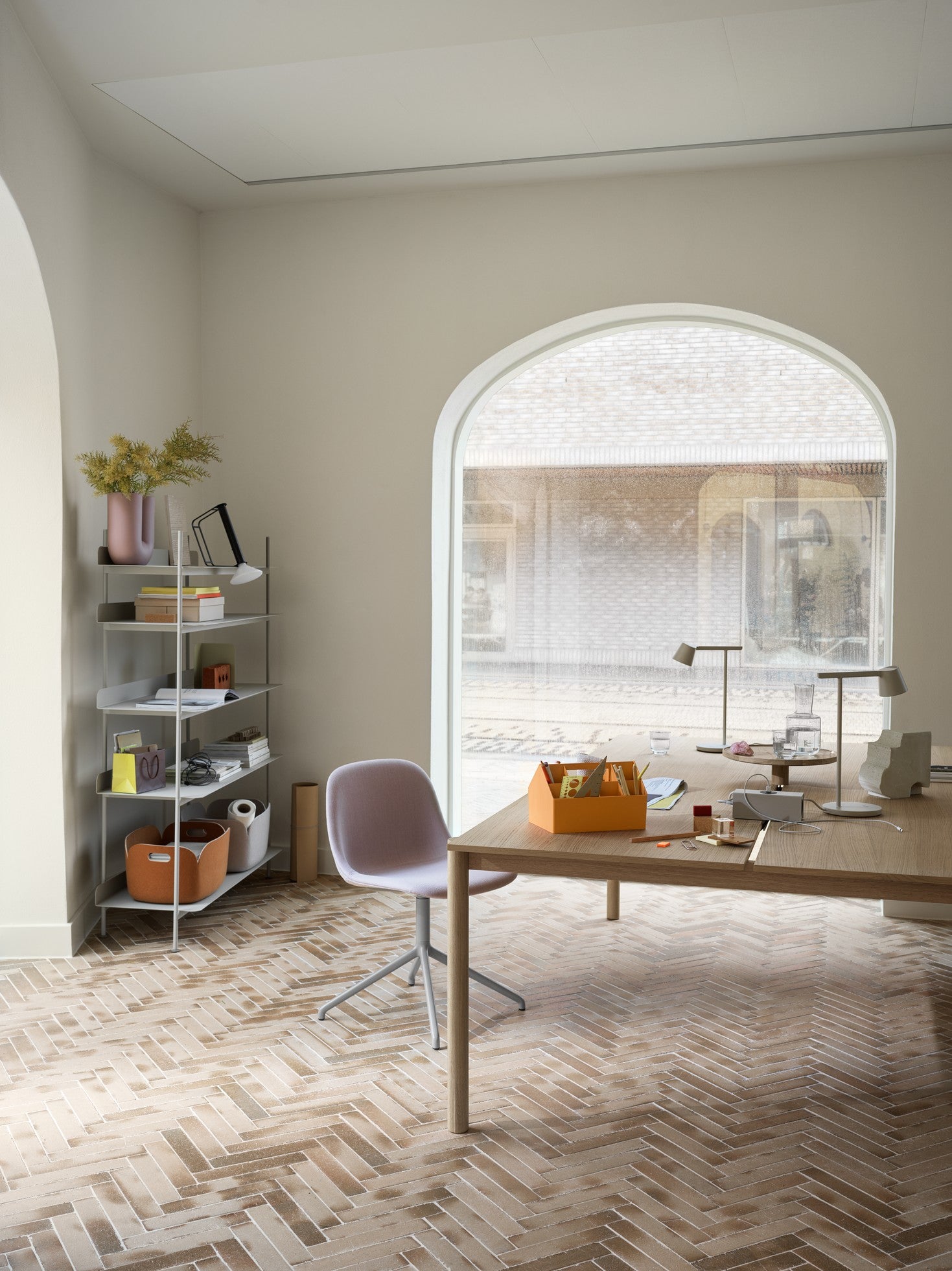Personalized FIBER Swivel Chair