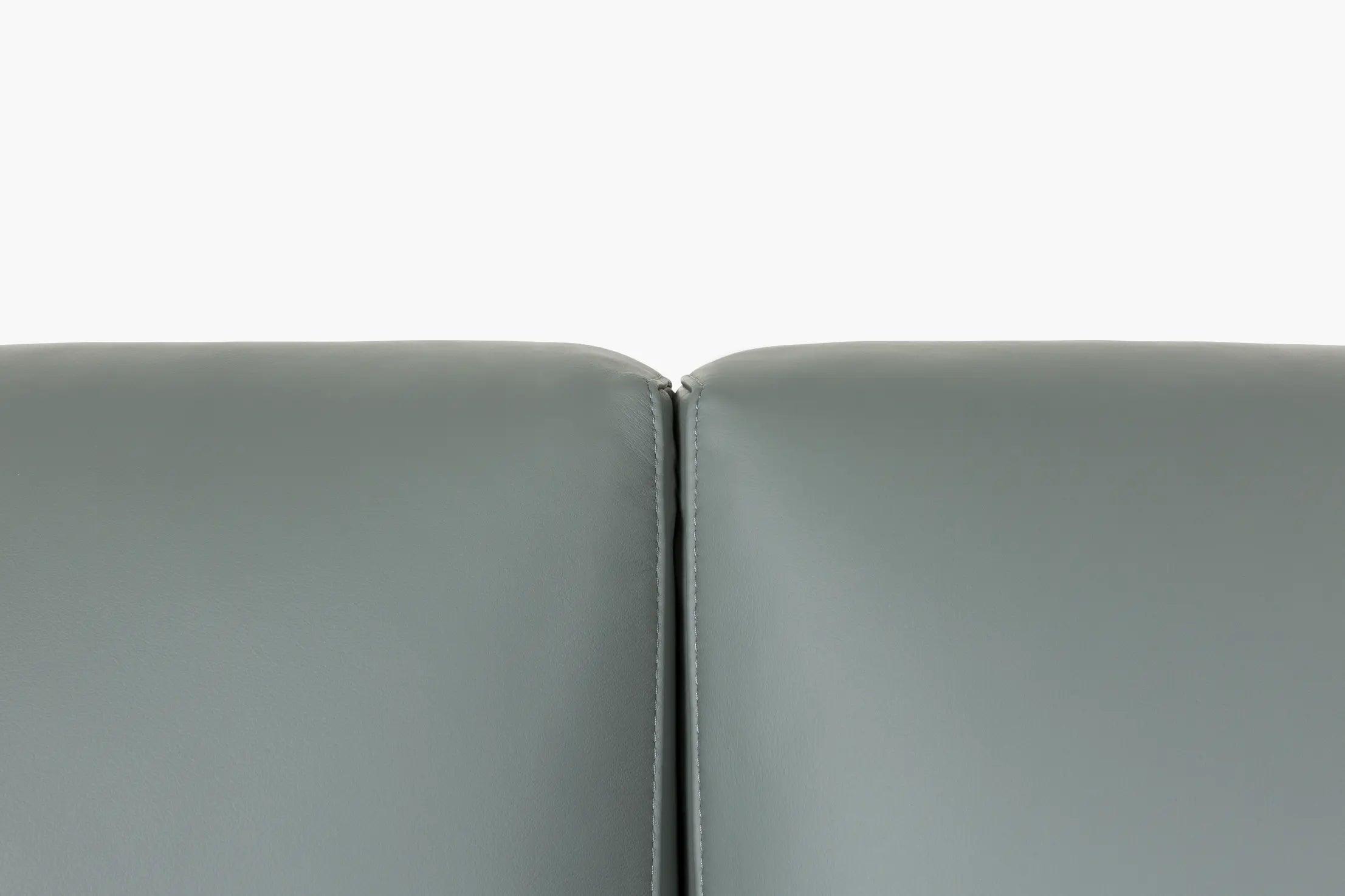 Sofa 2-osobowa SOFA SO GOOD tapicerowana Moooi Eye on Design